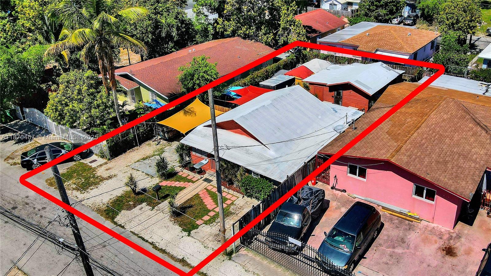 Miami, Florida, 33137, United States, 3 Bedrooms Bedrooms, ,2 BathroomsBathrooms,Residential,For Sale,1950429
