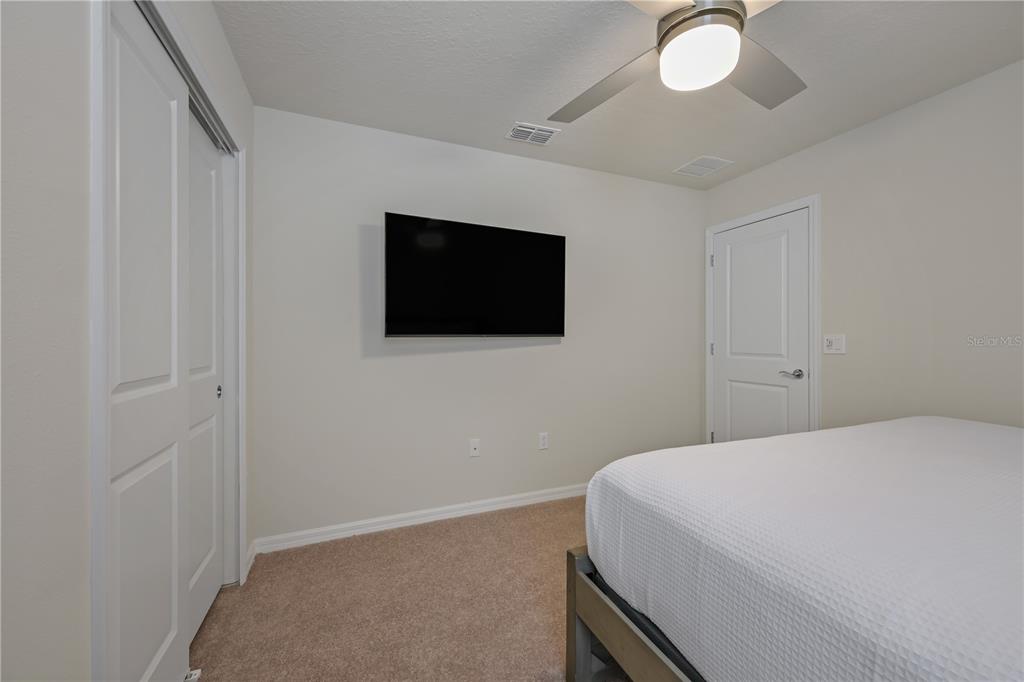 Davenport, Florida, 33897, United States, 9 Bedrooms Bedrooms, ,8 BathroomsBathrooms,Residential,For Sale,1964682