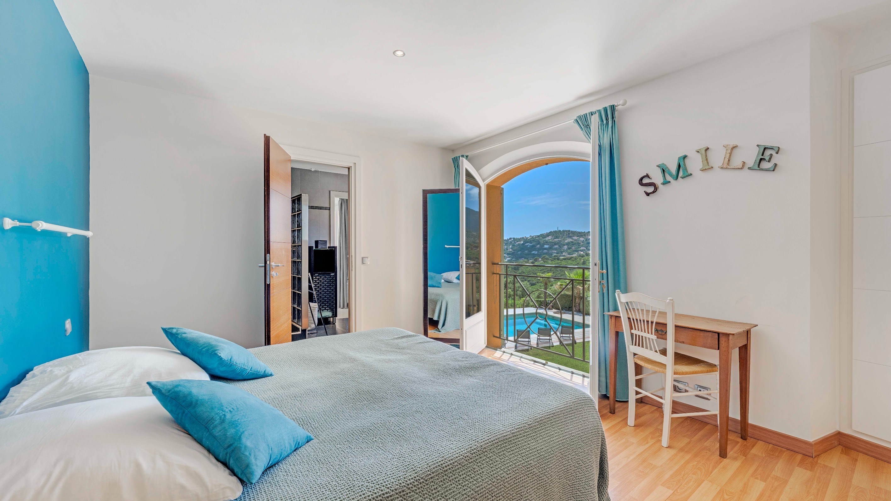  Prestigious Provençal estate with panoramic sea views in Cavalaire-sur-Mer - 物件實景