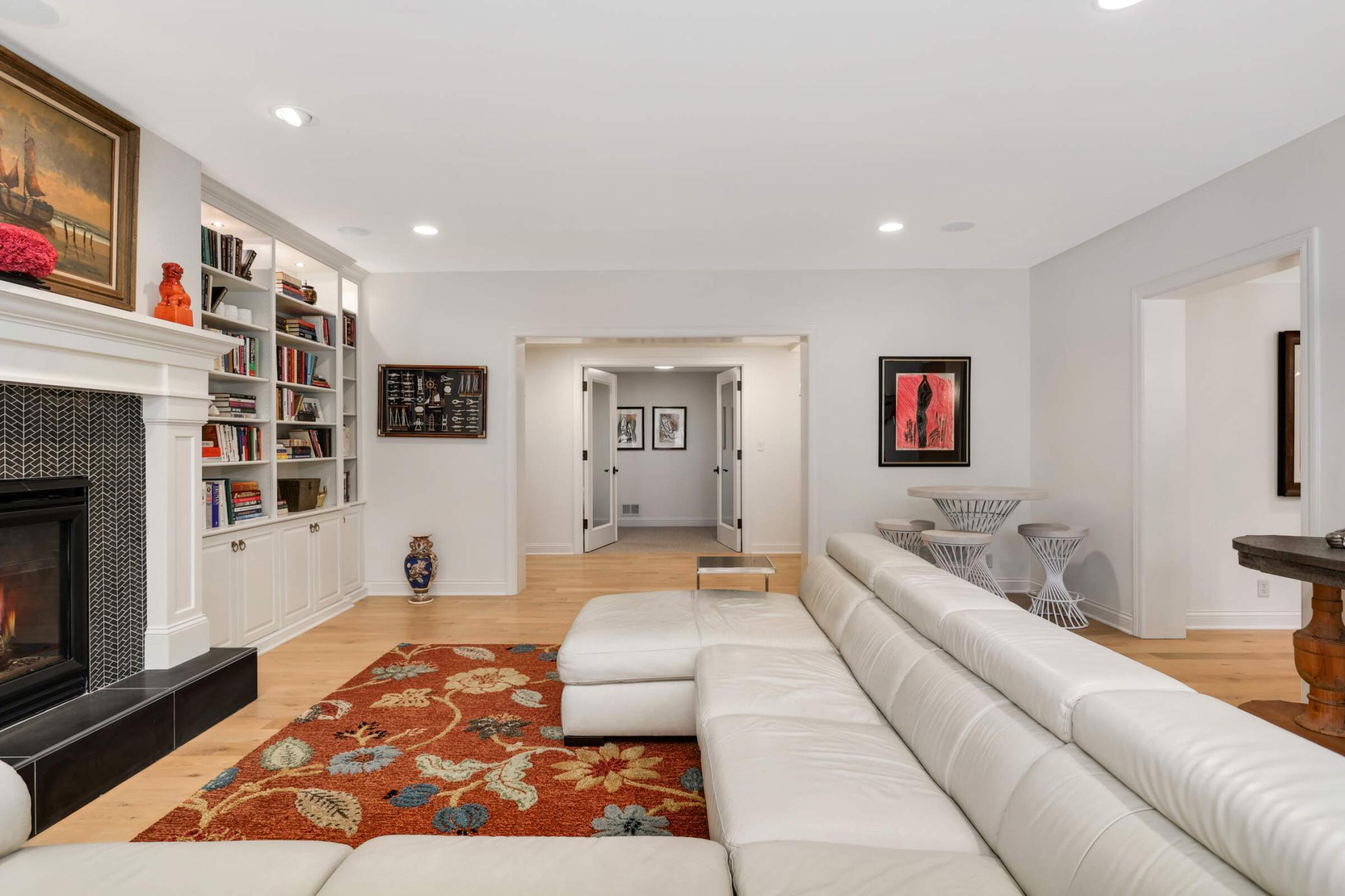 Minnetonka, Minnesota, 55391, United States, 4 Bedrooms Bedrooms, ,4 BathroomsBathrooms,Residential,For Sale,1762220