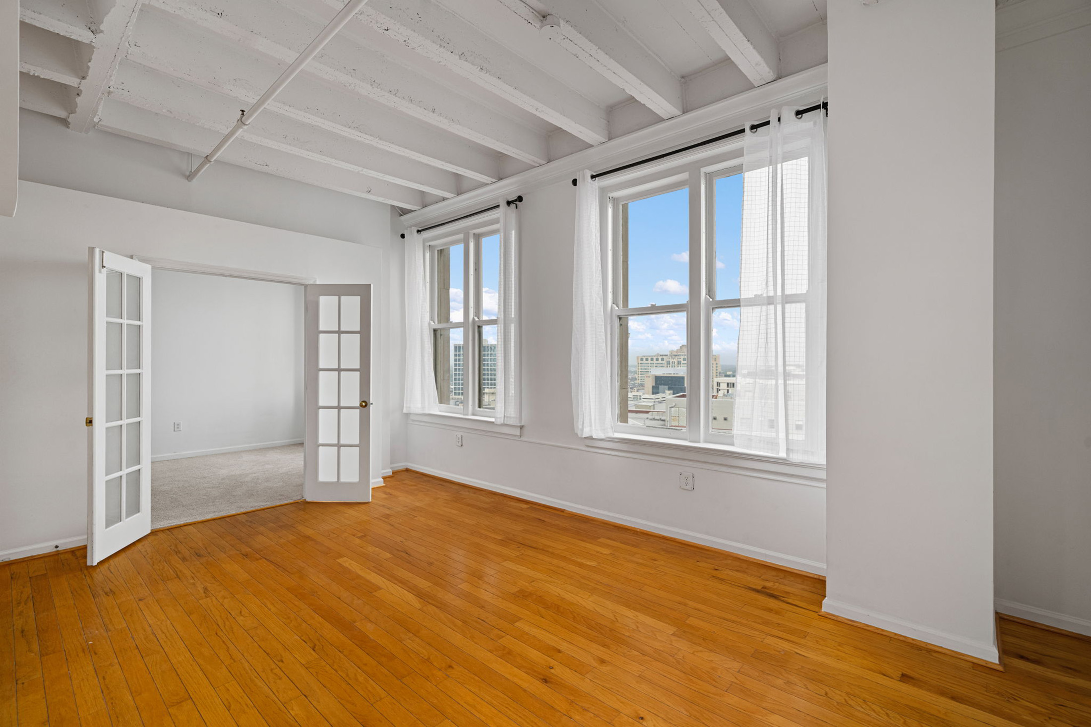  Beautifully Maintained Two Bedroom Condo in the Historic William Oliver Building - 物件實景