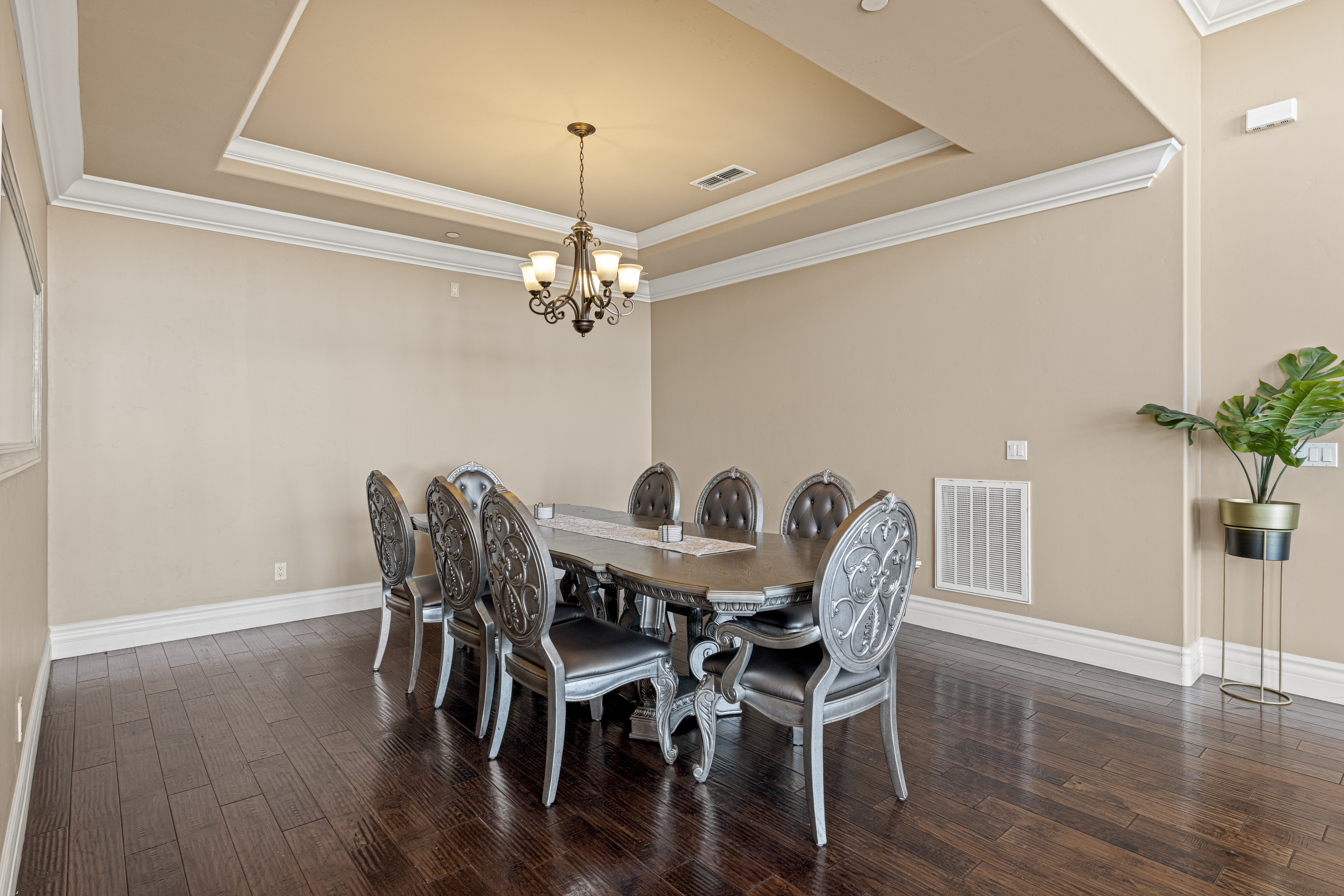  477 Serpa Way, Folsom, CA 95630 - 物件實景