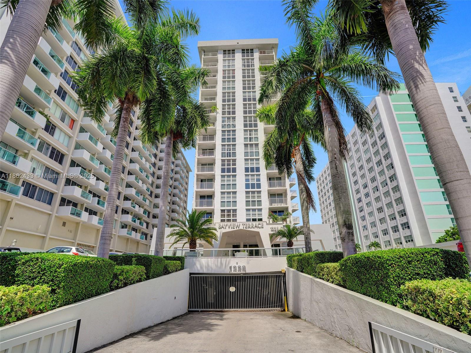 Miami Beach, Florida, 33139, United States, 2 Bedrooms Bedrooms, ,2 BathroomsBathrooms,Residential,For Sale,1925367