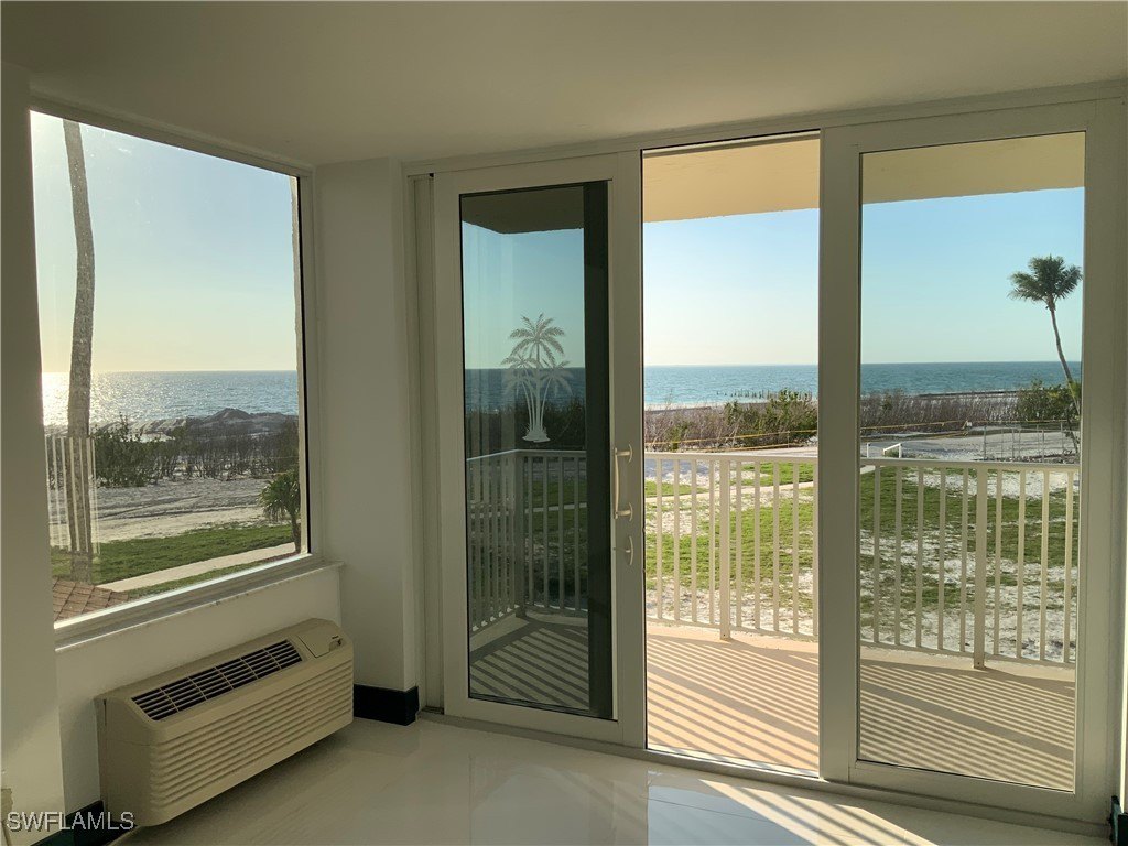 Fort Myers Beach, Florida, 33931, United States, 1 Bedroom Bedrooms, ,1 BathroomBathrooms,Residential,For Sale,1899389