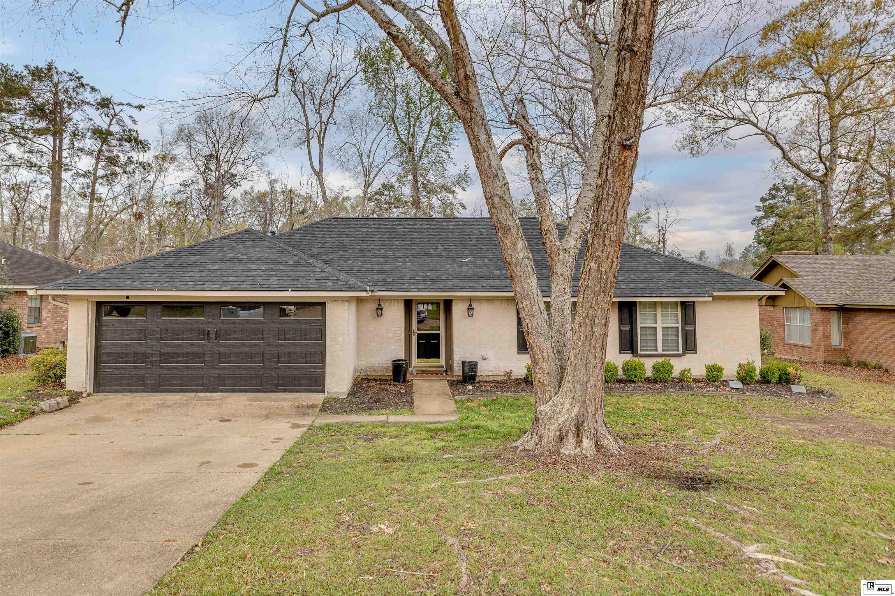 Mohawk Cir, West Monroe, LA 71291