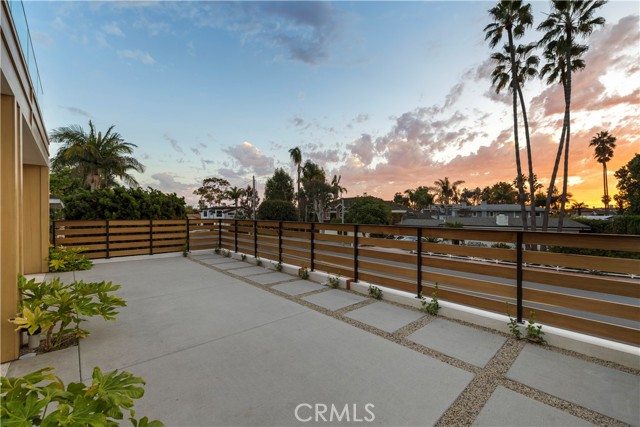 San Clemente, California, 92672, United States, 4 Bedrooms Bedrooms, ,4 BathroomsBathrooms,Residential,For Sale,1975978