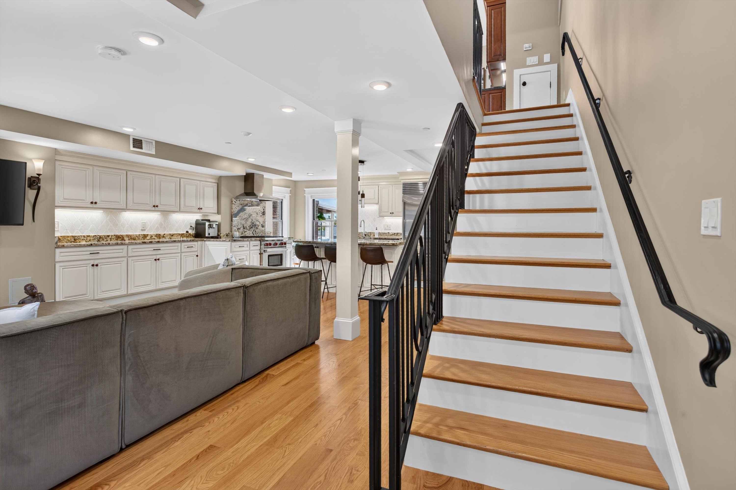  30 Mt. Vernon Street, Unit 3, Boston, MA 02129 - 物件實景