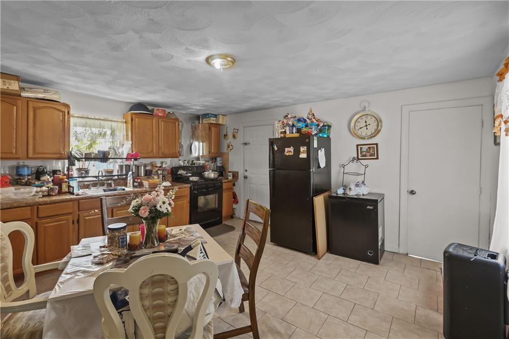Providence, Rhode Island, 02907, United States, 10 Bedrooms Bedrooms, ,6 BathroomsBathrooms,Residential,For Sale,1844699