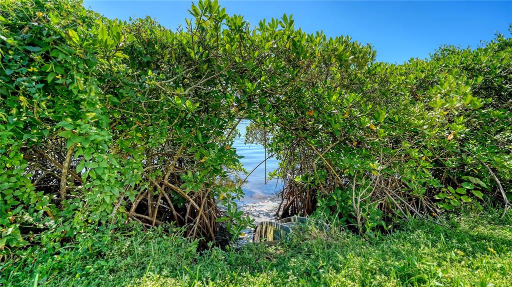 Sarasota, Florida, 34231, United States, 3 Bedrooms Bedrooms, ,2 BathroomsBathrooms,Residential,For Sale,2003506