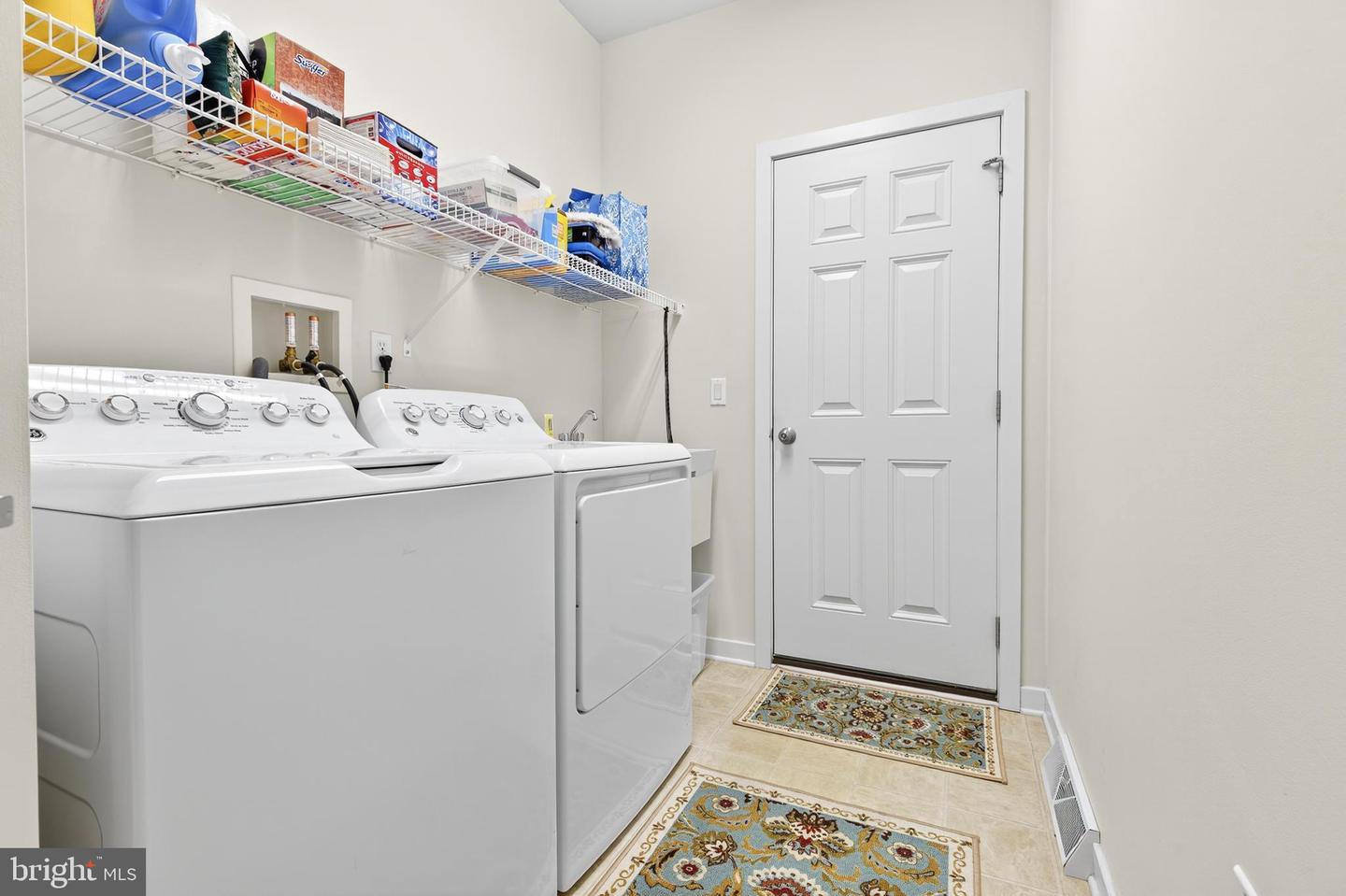 Bird in Hand, Pennsylvania, 17505, United States, 3 Bedrooms Bedrooms, ,2 BathroomsBathrooms,Residential,For Sale,1985193