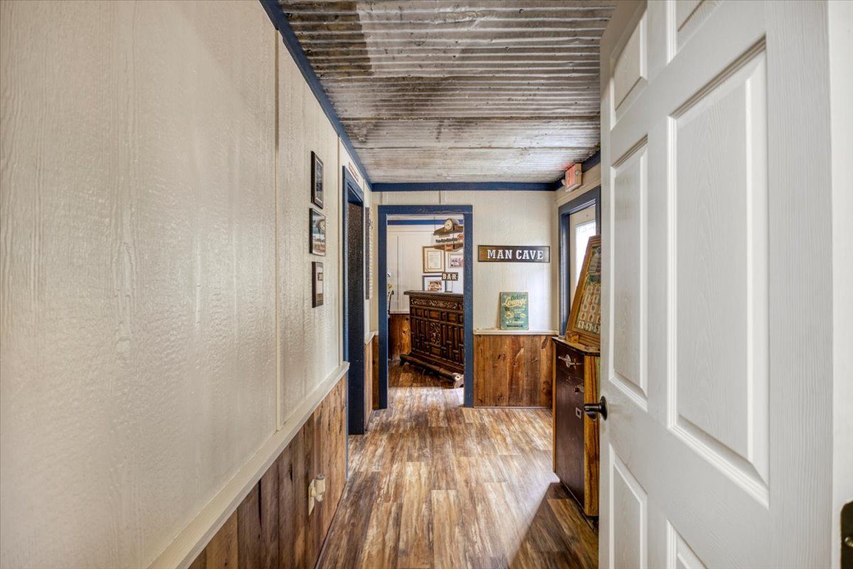 Carthage, Texas, 75633, United States, 5 Bedrooms Bedrooms, ,4 BathroomsBathrooms,Residential,For Sale,1804016