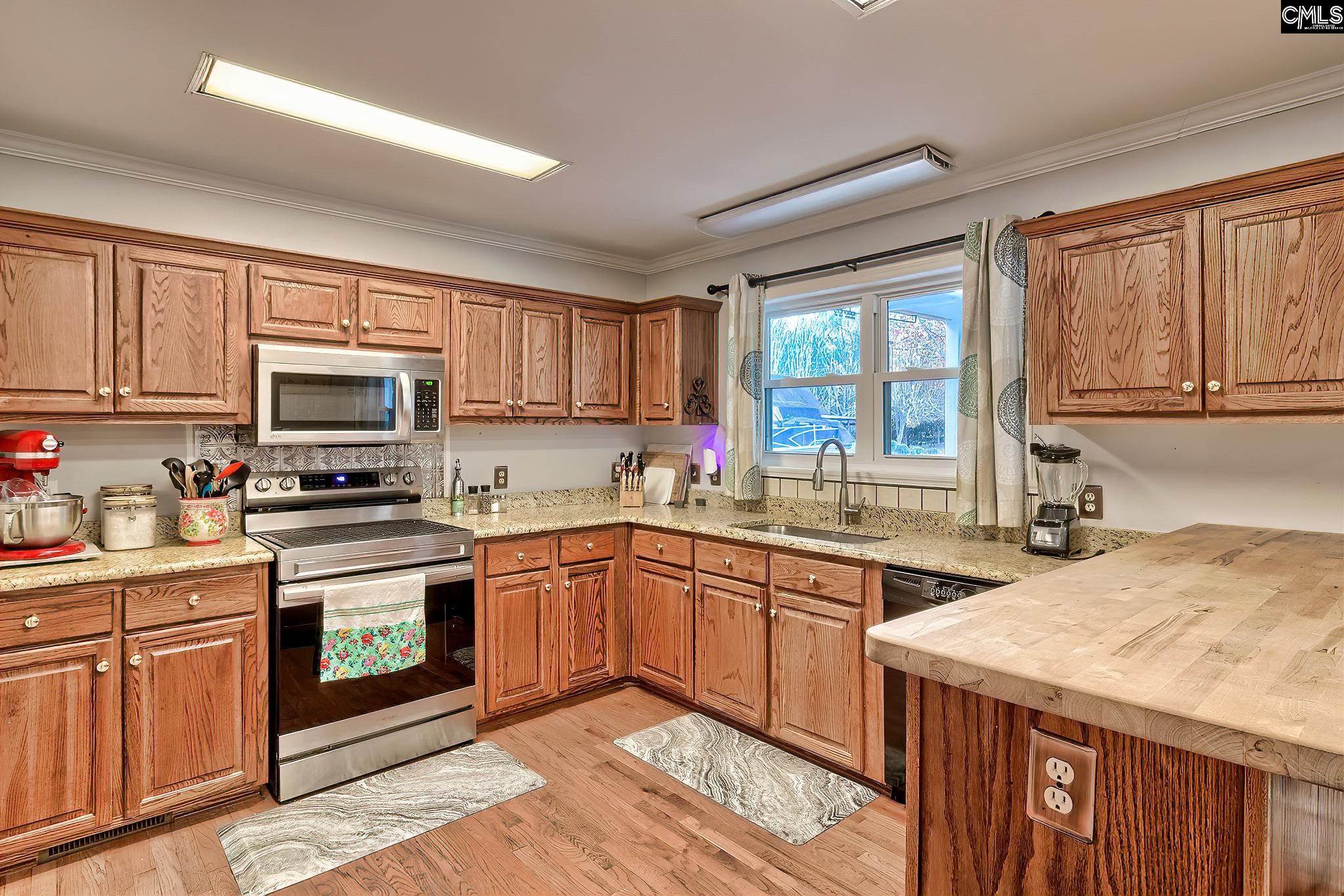 Chapin, South Carolina, 29036, United States, 4 Bedrooms Bedrooms, ,3 BathroomsBathrooms,Residential,For Sale,1999550