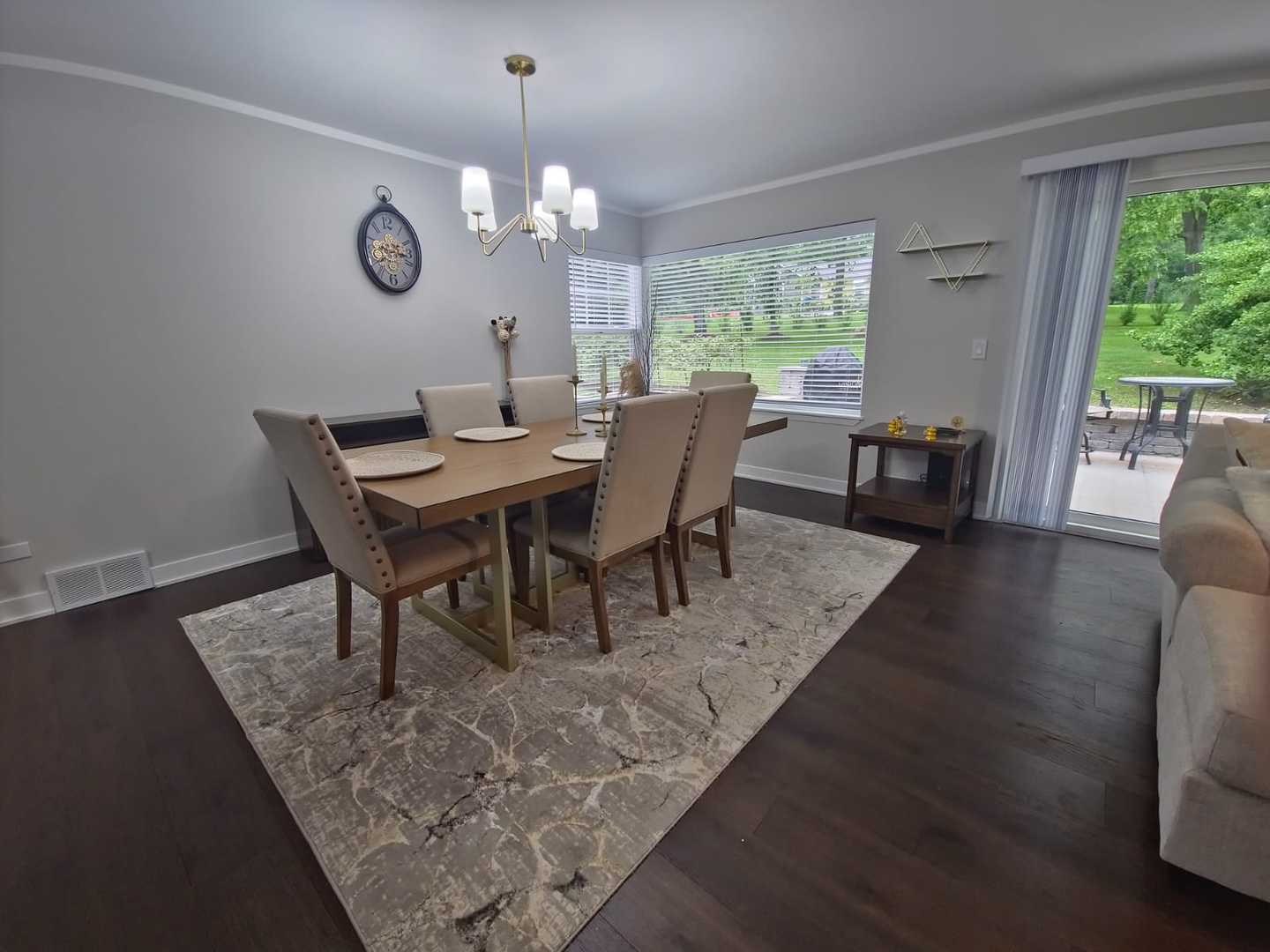 Inverness, Illinois, 60067, United States, 4 Bedrooms Bedrooms, ,2 BathroomsBathrooms,Residential,For Sale,1930248