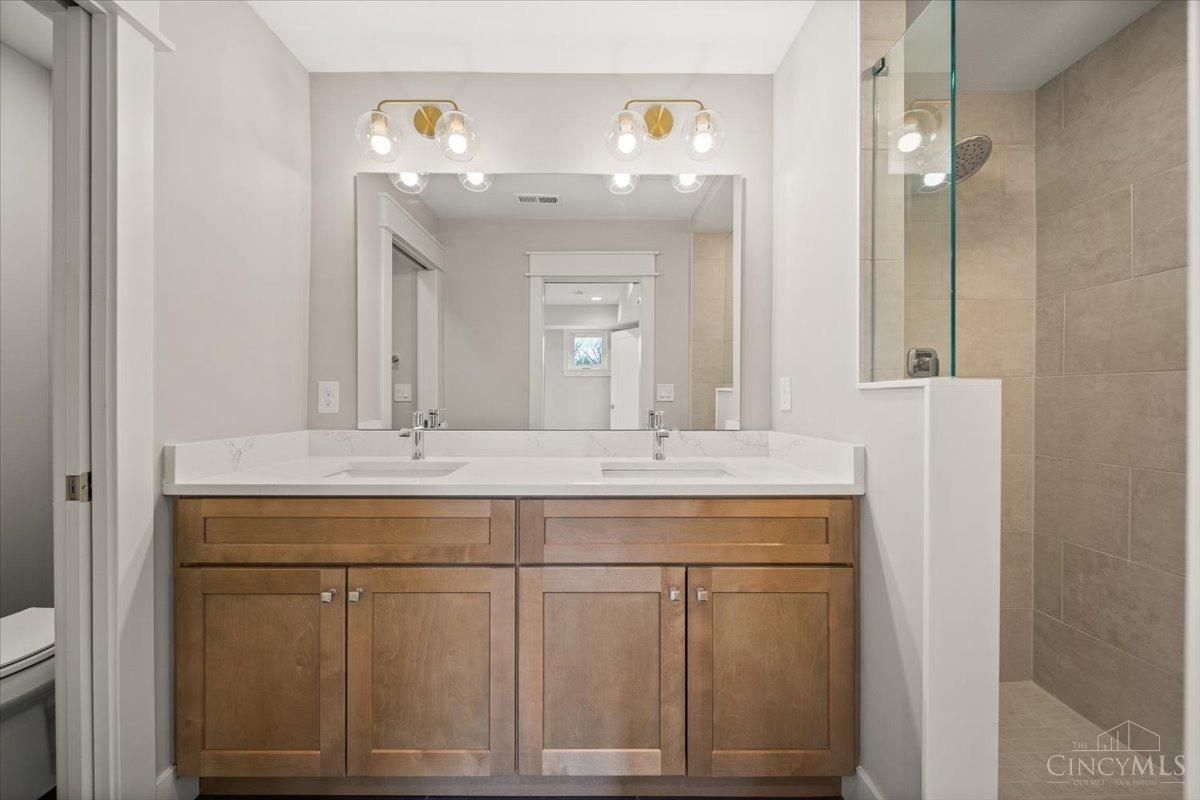 Cincinnati, Ohio, 45208, United States, 3 Bedrooms Bedrooms, ,3 BathroomsBathrooms,Residential,For Sale,1960711