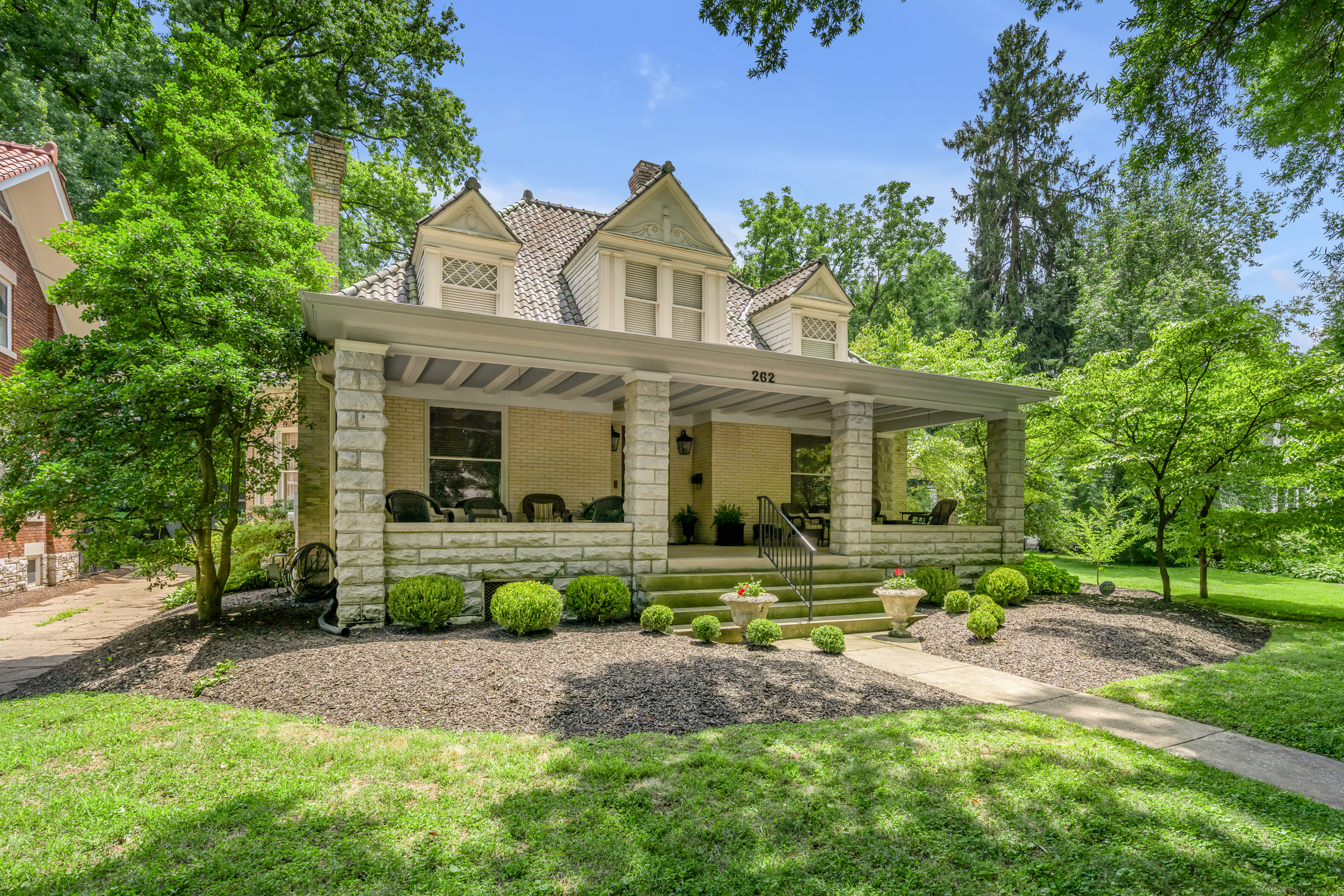  262 S Ashland Avenue - 物件實景
