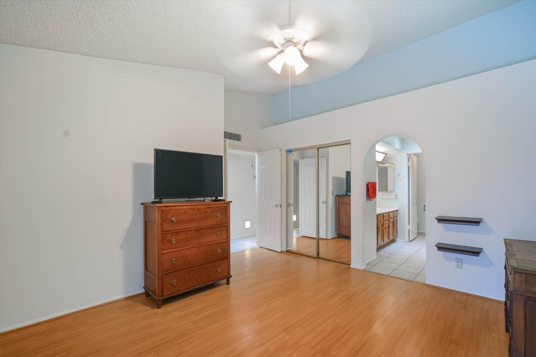  3510 E Hampton Avenue  Mesa, AZ - 物件實景