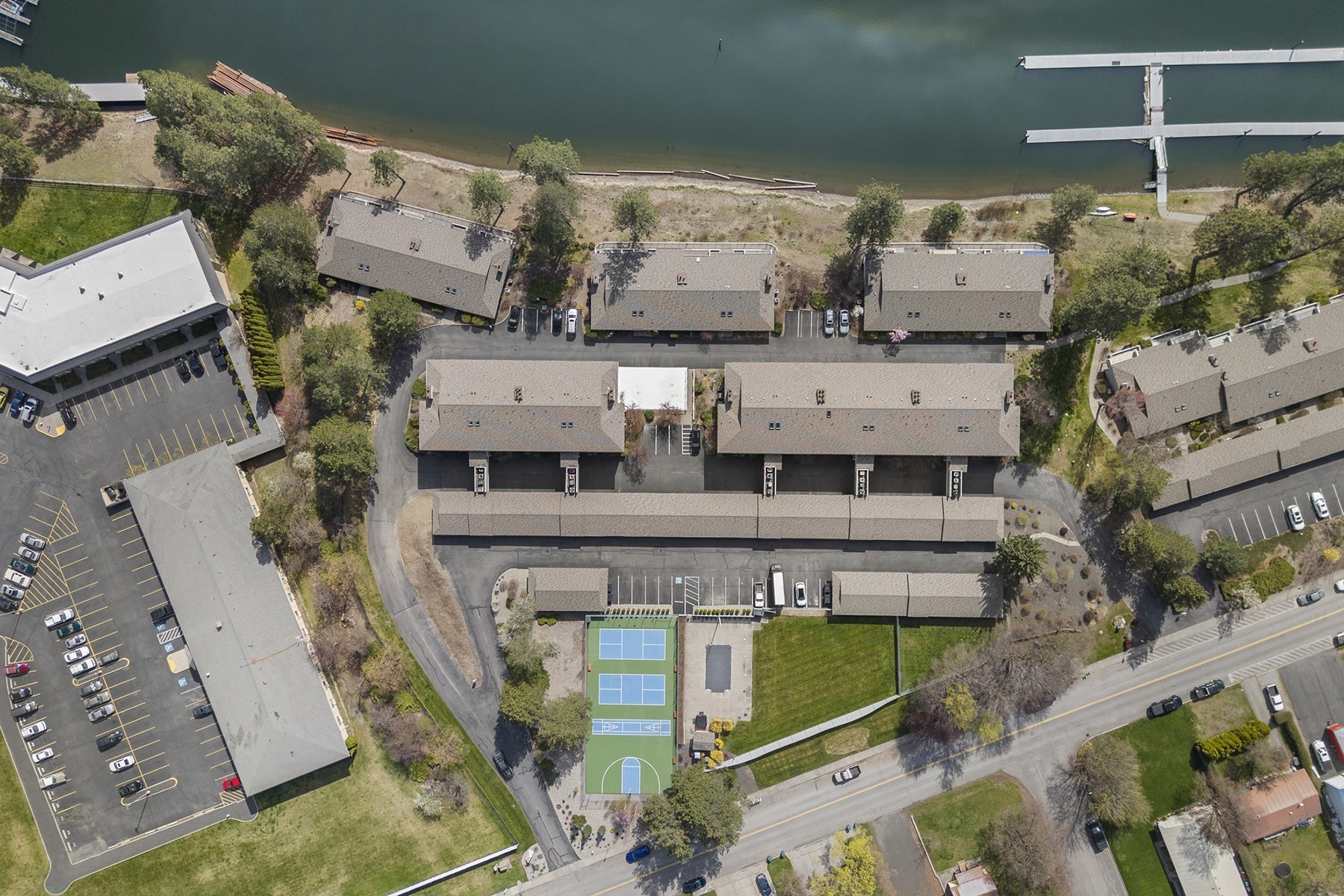  Spokane Riverfront Oasis - 物件實景