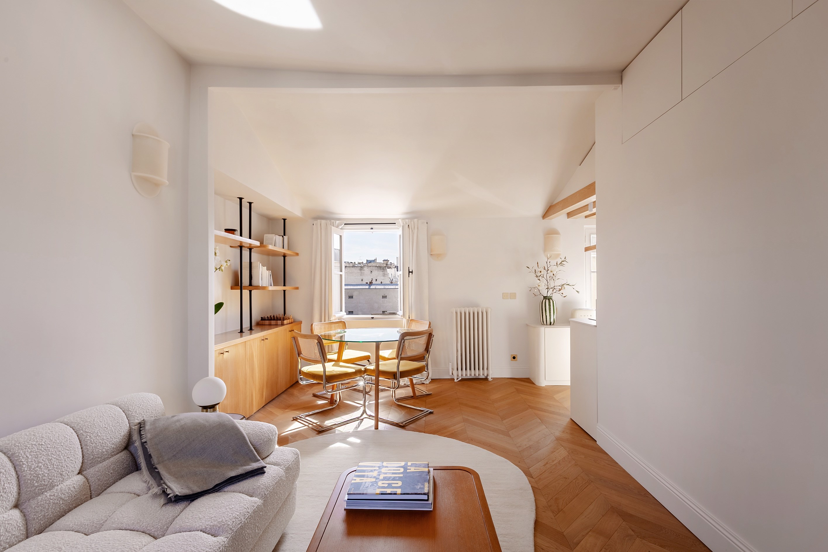  Located in the heart of the 6th arrondissement, on the highly sought-after Rue … - 物件實景