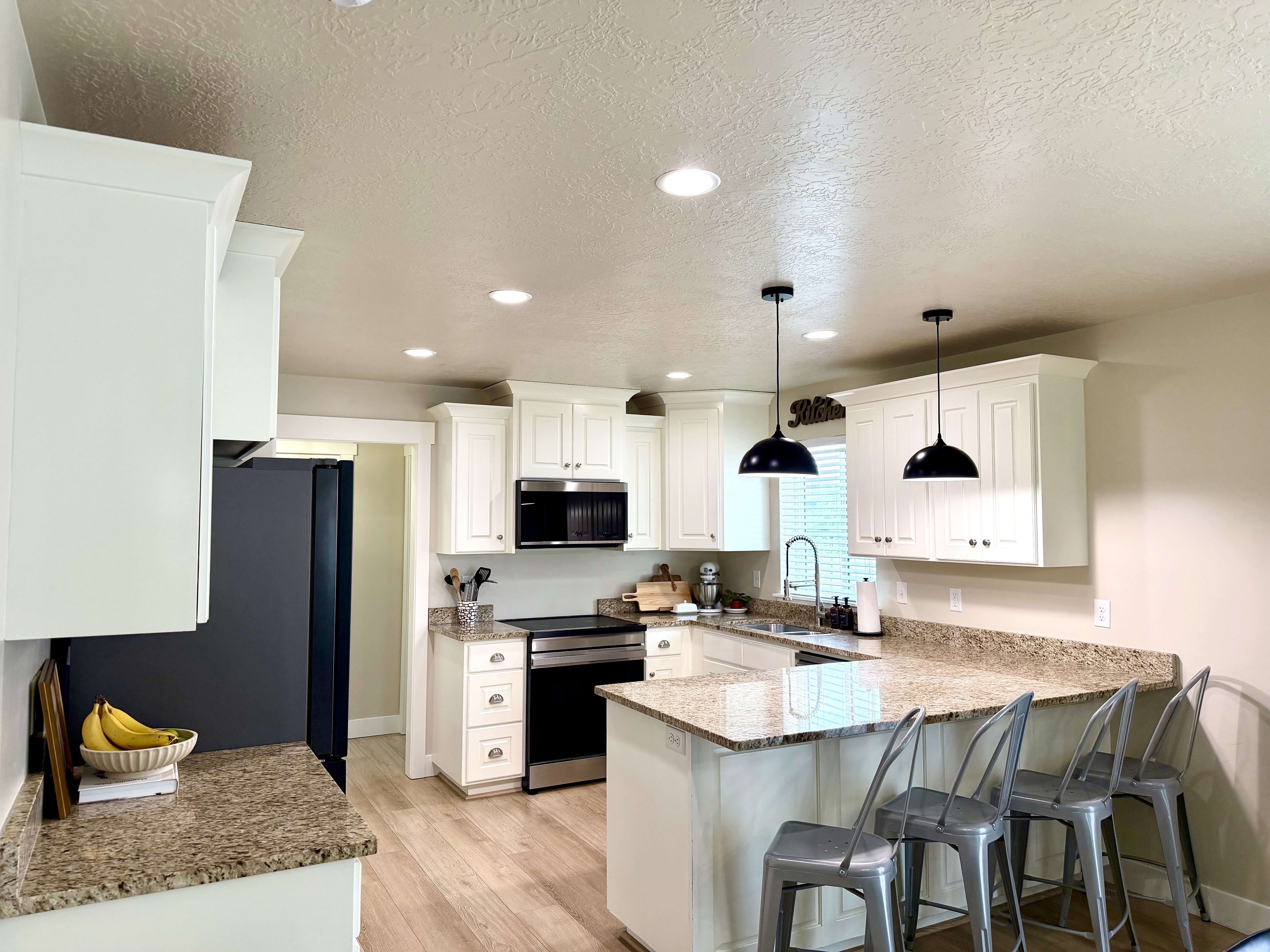 Payson, Utah, 84651, United States, 4 Bedrooms Bedrooms, ,3 BathroomsBathrooms,Residential,For Sale,2049240