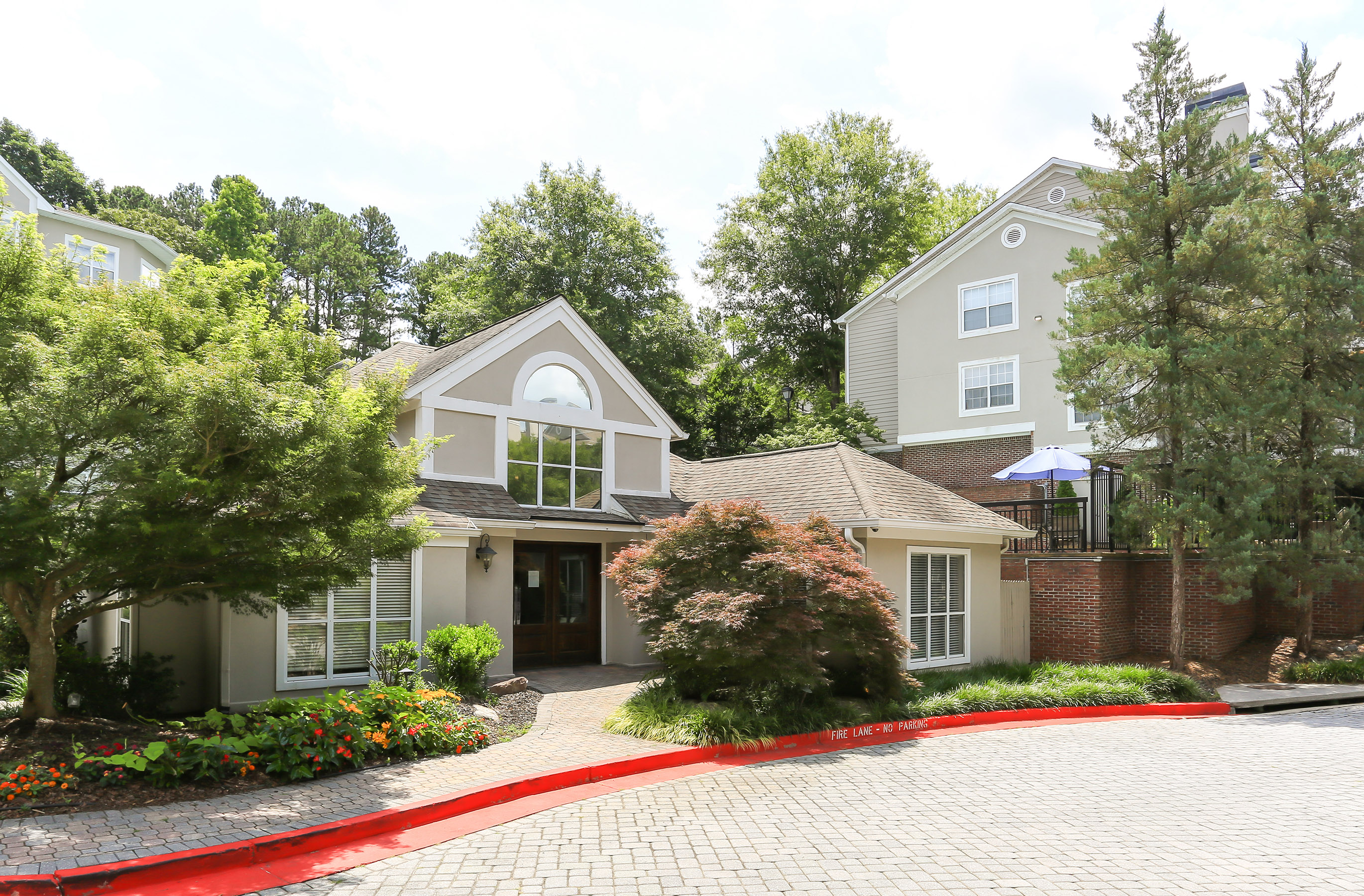  Bright and Inviting Condo in Sought-after River West Community - 物件實景