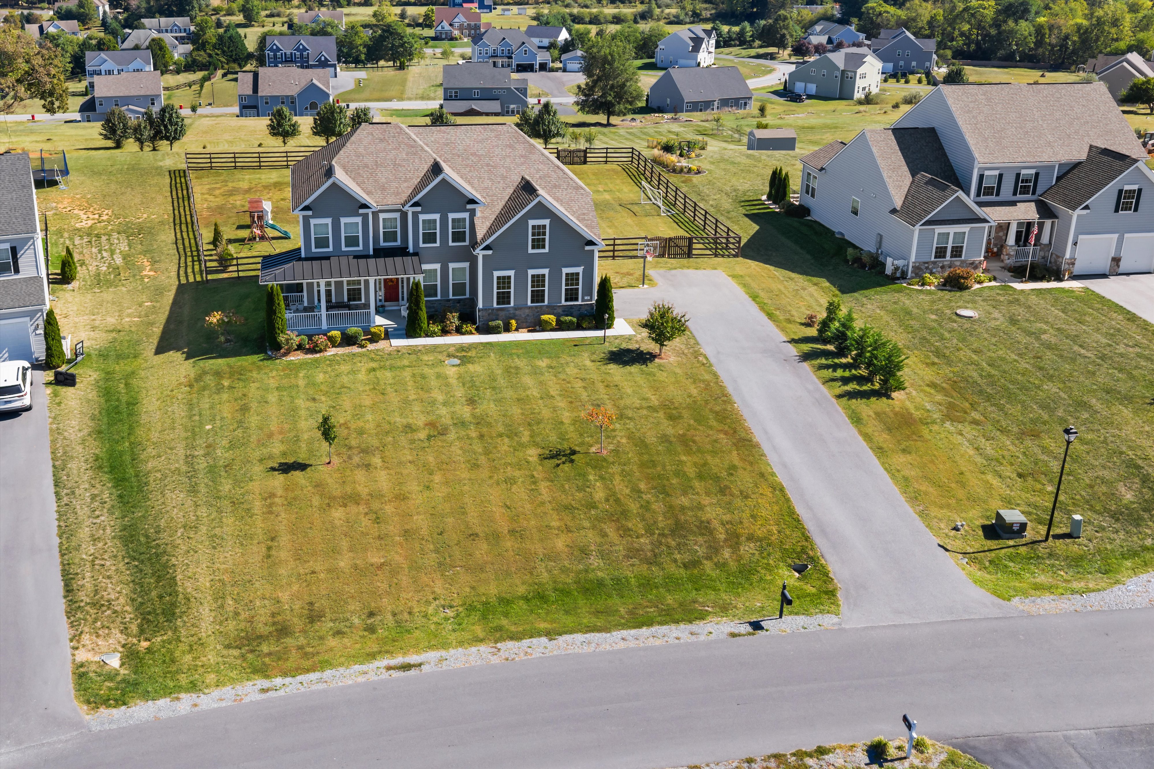 Matinsburg, West Virginia, 25403, United States, 4 Bedrooms Bedrooms, ,Residential,For Sale,1977883