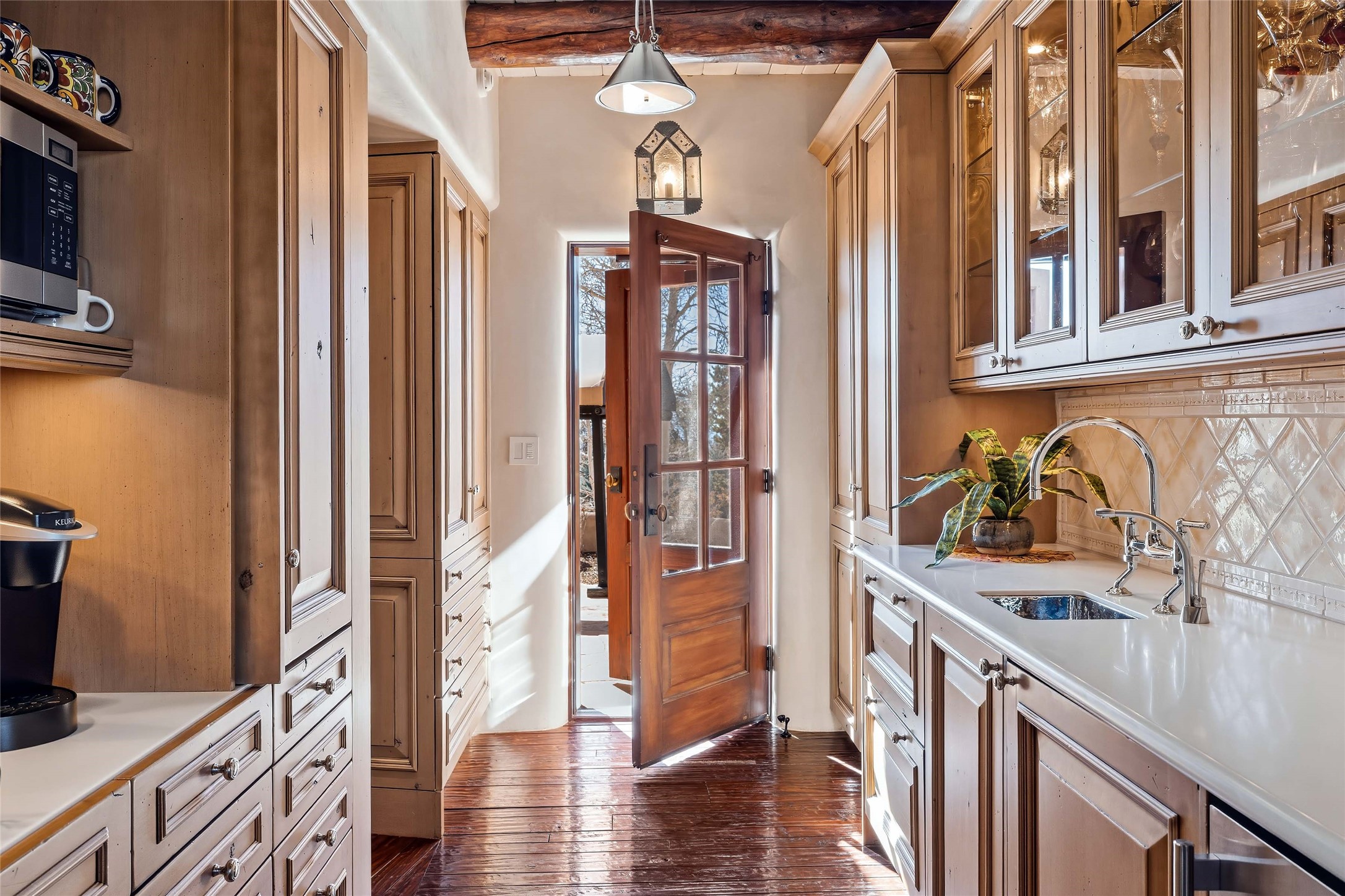  196 Circle Drive - 物件實景