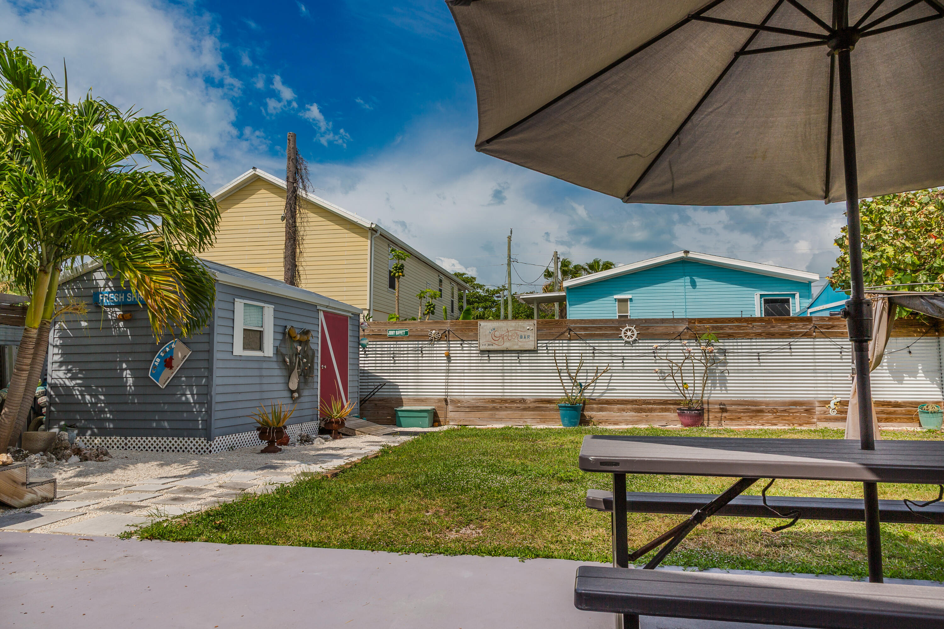 MARATHON, Florida, 33050, United States, 2 Bedrooms Bedrooms, ,1 BathroomBathrooms,Residential,For Sale,1771071