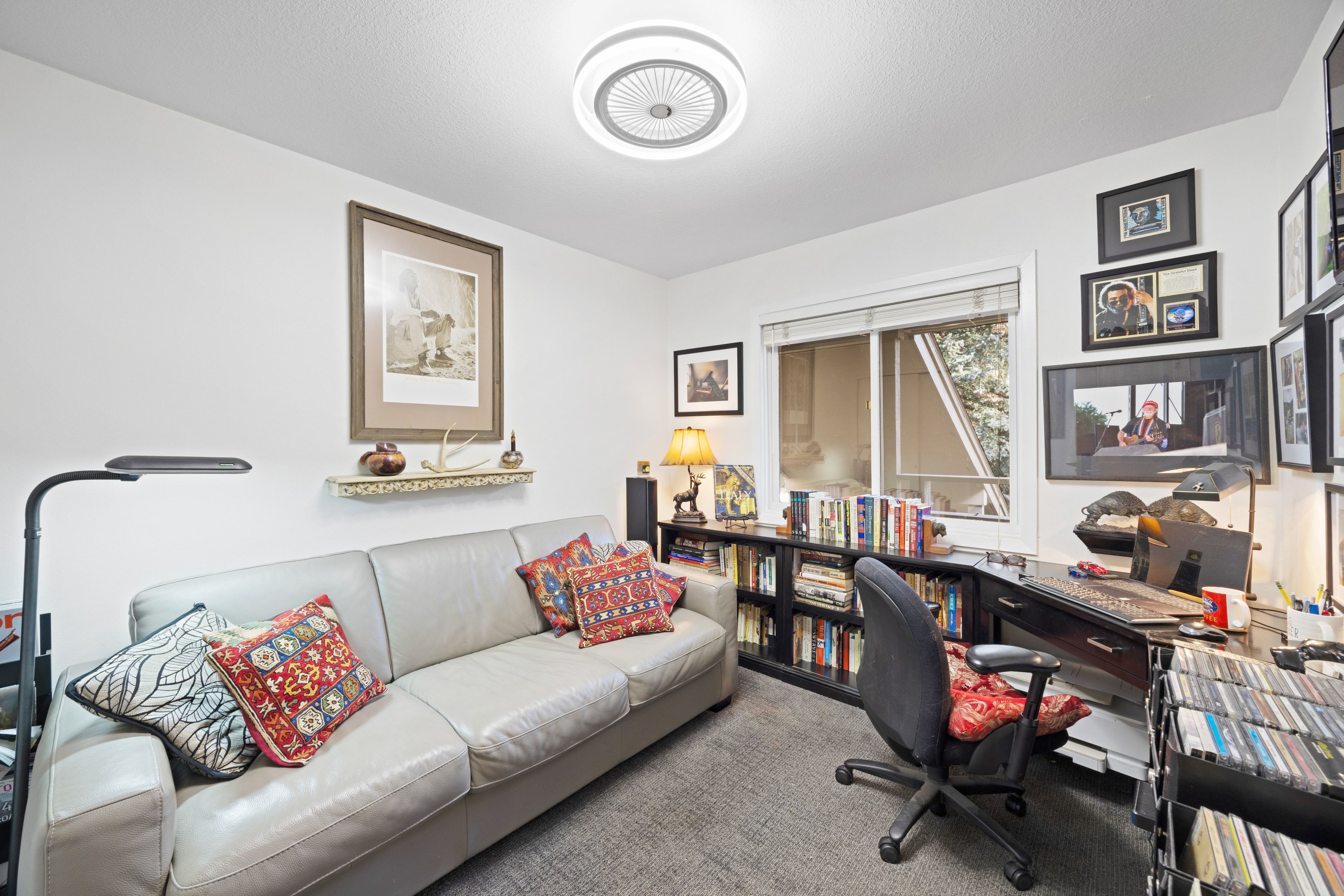  Beautifully Updated Two-Bedroom Elkhorn Condominium - 物件實景