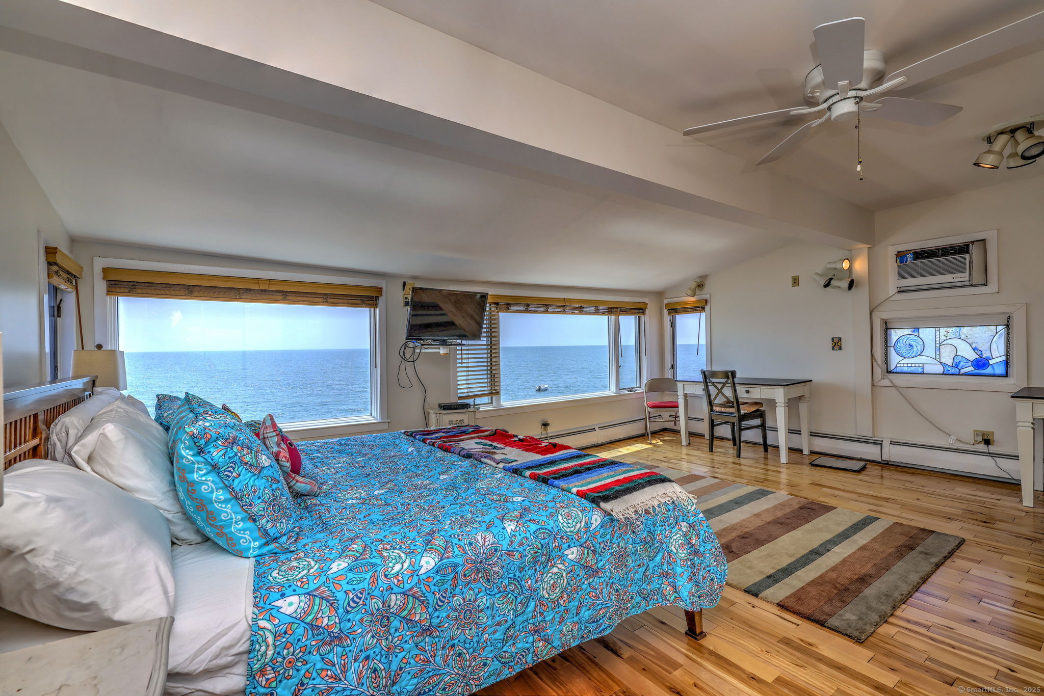East Haven, Connecticut, 06512, United States, 2 Bedrooms Bedrooms, ,2 BathroomsBathrooms,Residential,For Sale,1917765