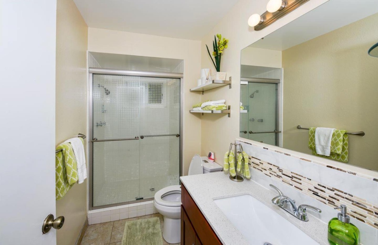 Hayward, California, 94541, United States, 4 Bedrooms Bedrooms, ,3 BathroomsBathrooms,Residential,For Sale,2005558