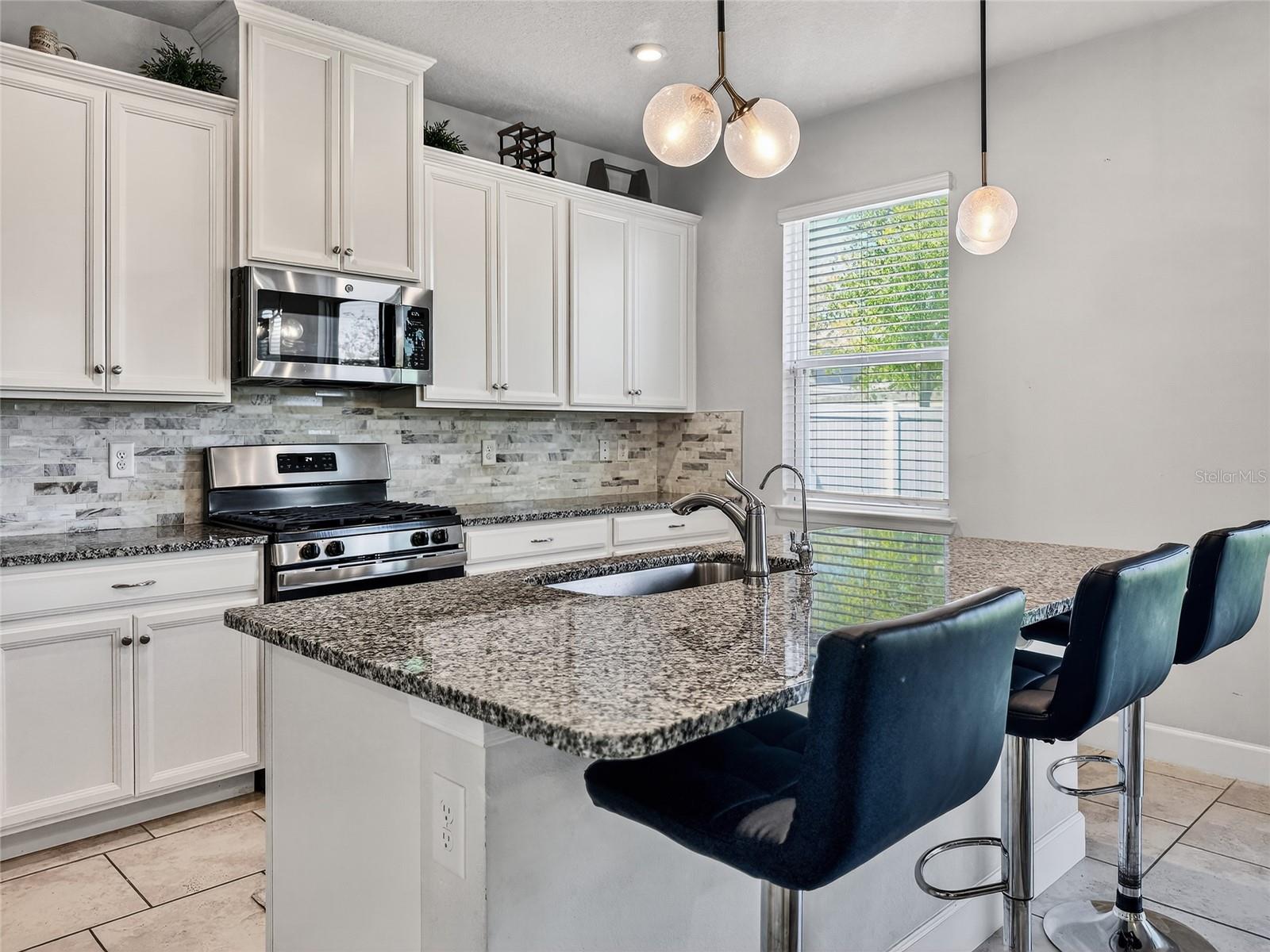 WINTER GARDEN, Florida, 34787, United States, 5 Bedrooms Bedrooms, ,3 BathroomsBathrooms,Residential,For Sale,1975266