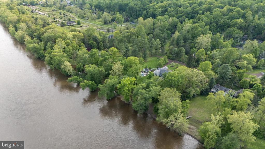 Point Pleasant, Pennsylvania, 18950, United States, 4 Bedrooms Bedrooms, ,6 BathroomsBathrooms,Residential,For Sale,1794565