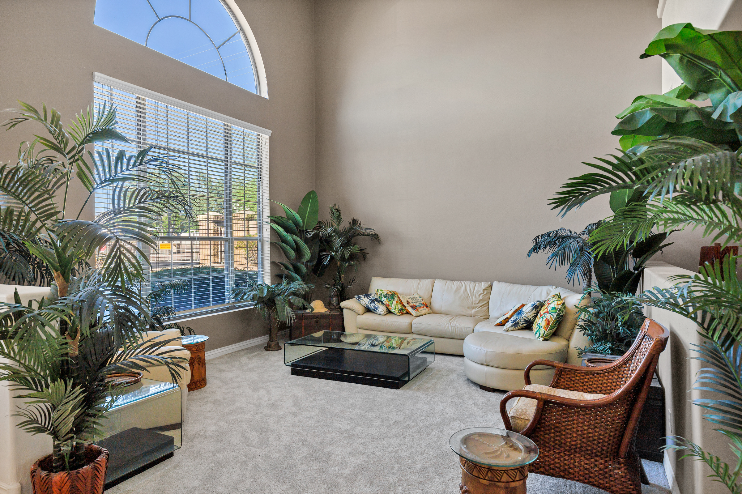 Mesa, Arizona, 85207, United States, 5 Bedrooms Bedrooms, ,4 BathroomsBathrooms,Residential,For Sale,1976858