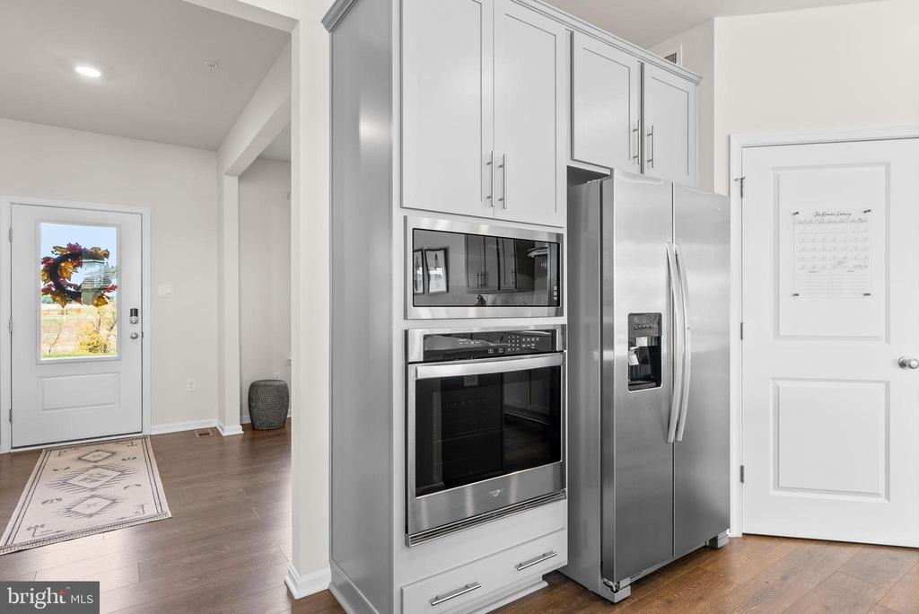 Frederick, Maryland, 21701, United States, 5 Bedrooms Bedrooms, ,4 BathroomsBathrooms,Residential,For Sale,1987107