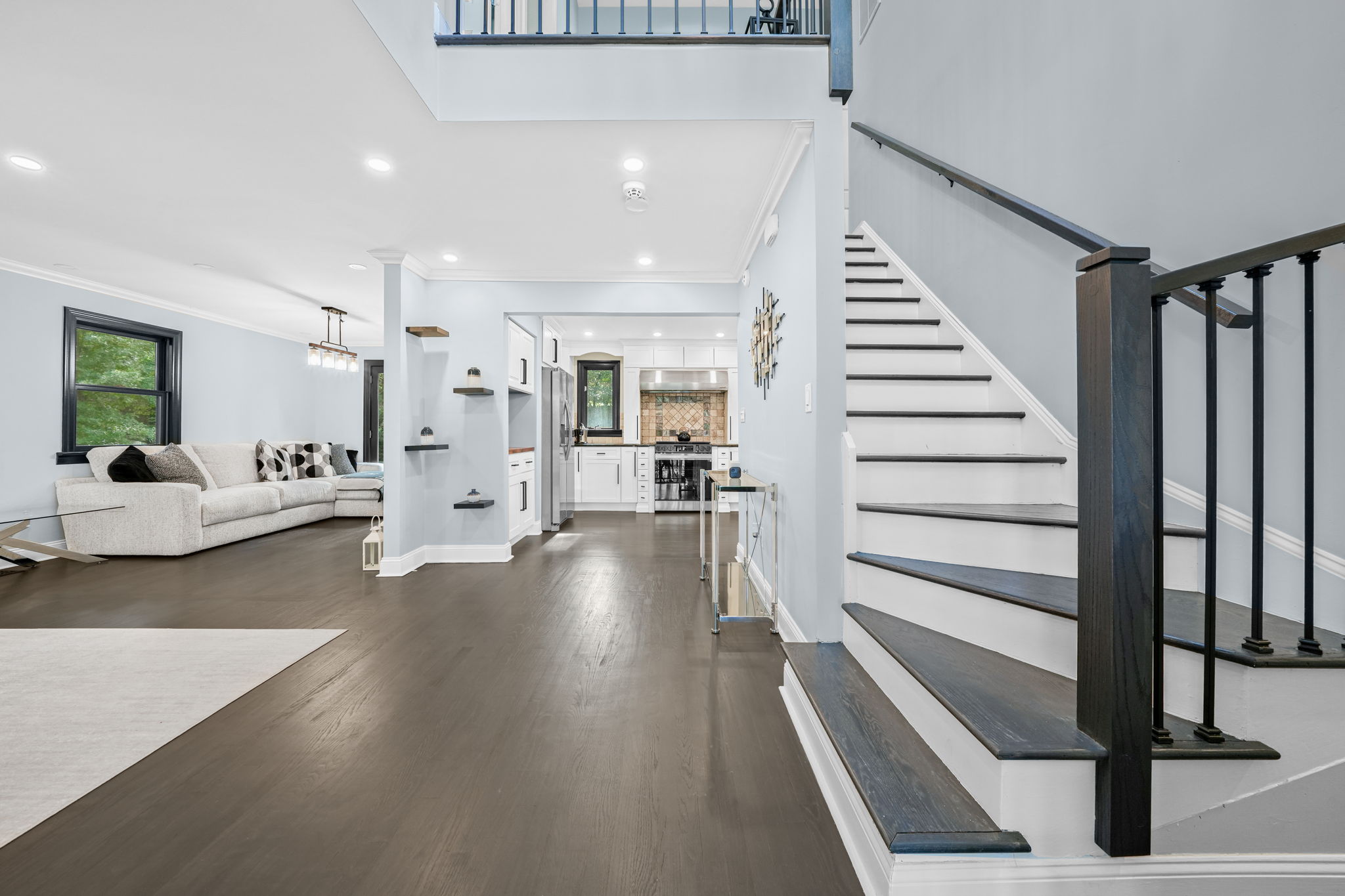 Caldwell Borough, New Jersey, 07006, United States, 3 Bedrooms Bedrooms, ,4 BathroomsBathrooms,Residential,For Sale,1982929