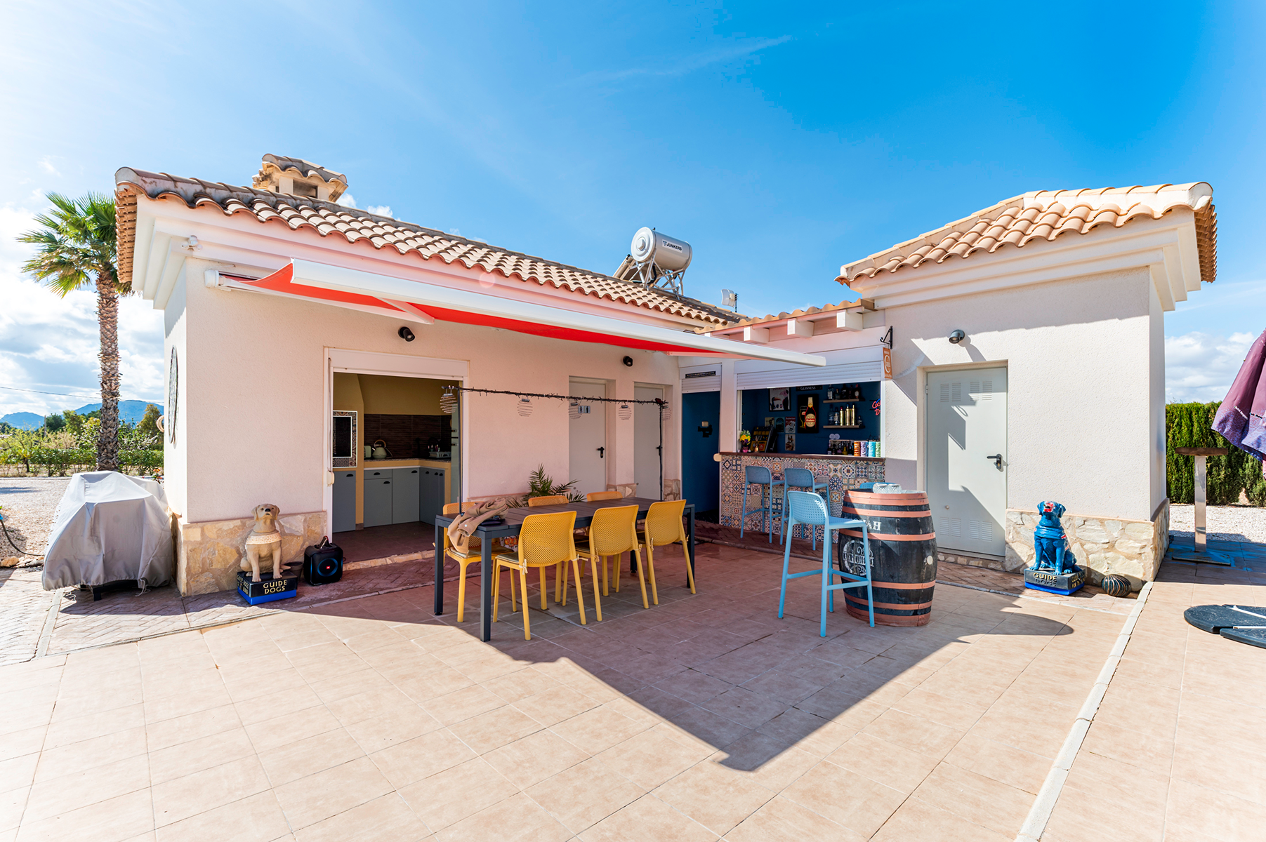  Villa with modern architecture in a picturesque location in Sax - 物件實景