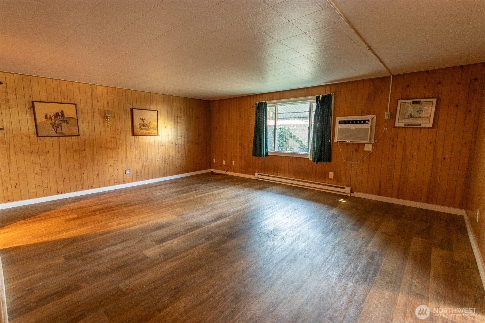 Tonasket, Washington, 98855, United States, ,Residential,For Sale,2001700