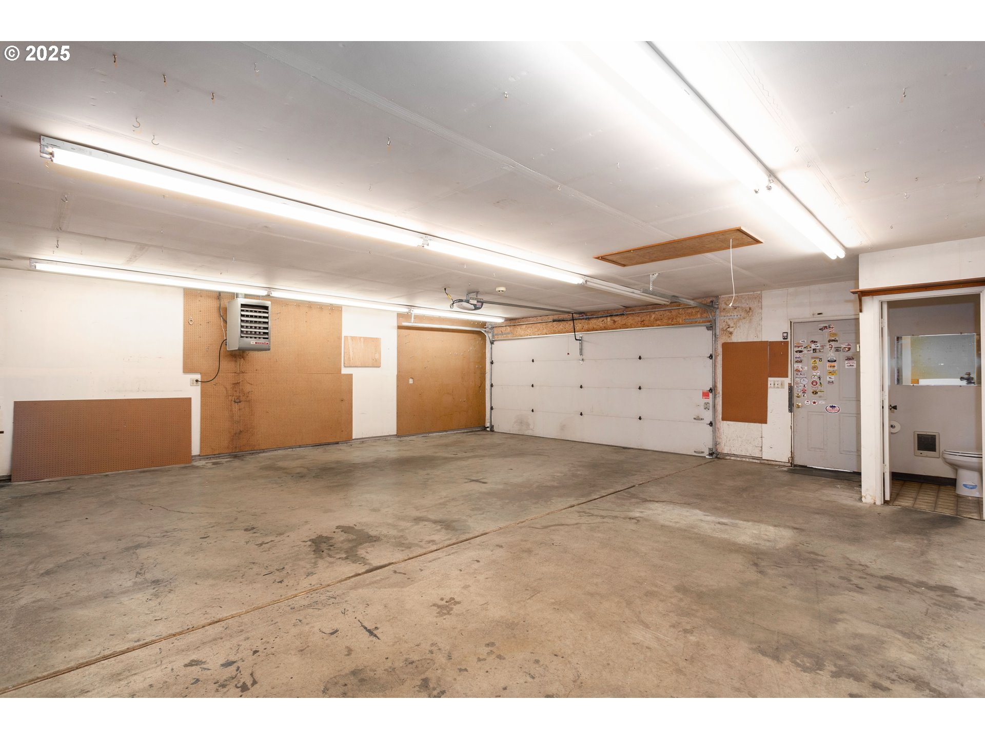 Vancouver, Washington, 98663, United States, 3 Bedrooms Bedrooms, ,1 BathroomBathrooms,Residential,For Sale,1911249