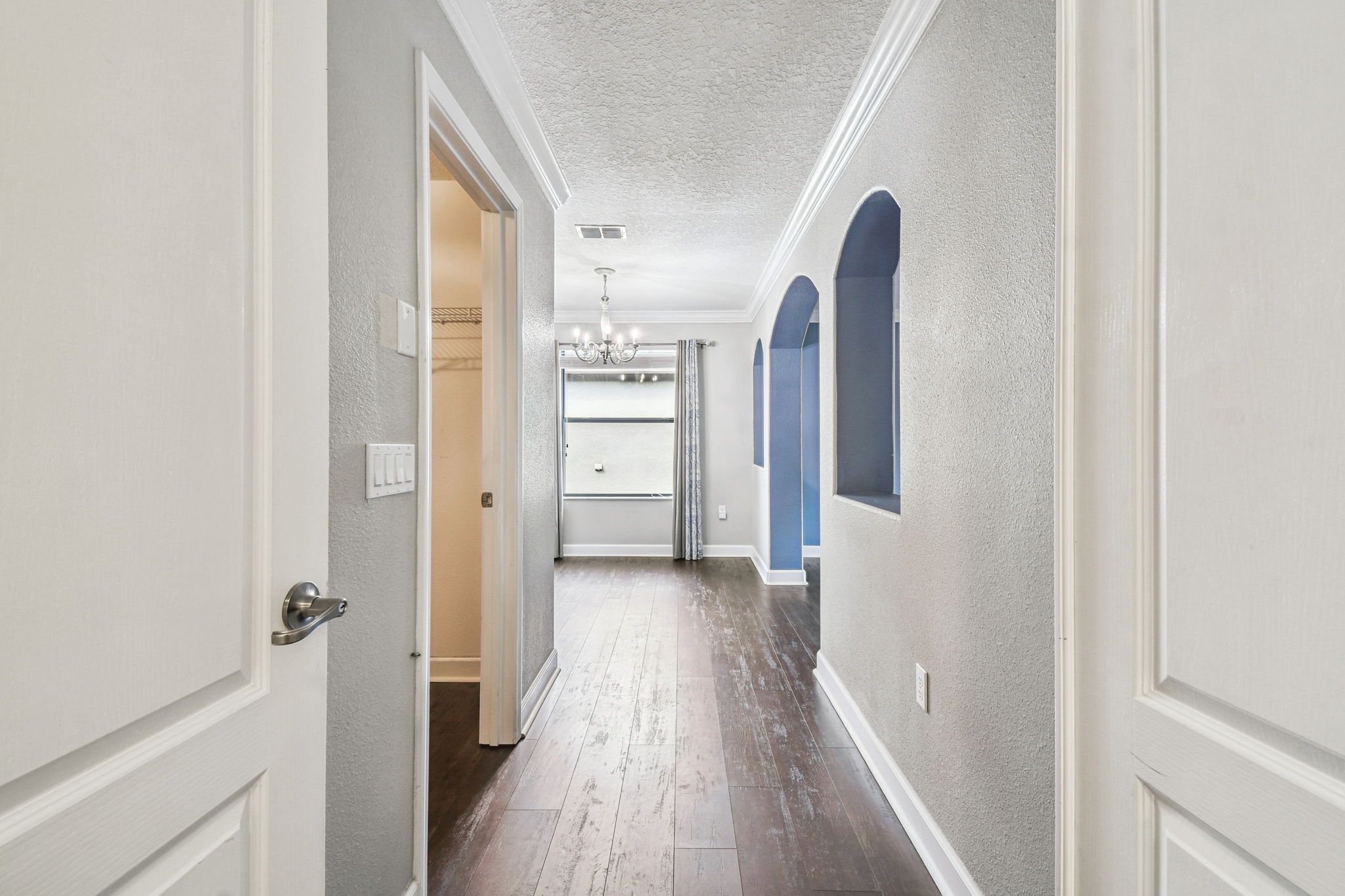 New Port Richey, Florida, 34655, United States, 6 Bedrooms Bedrooms, ,4 BathroomsBathrooms,Residential,For Sale,1980137