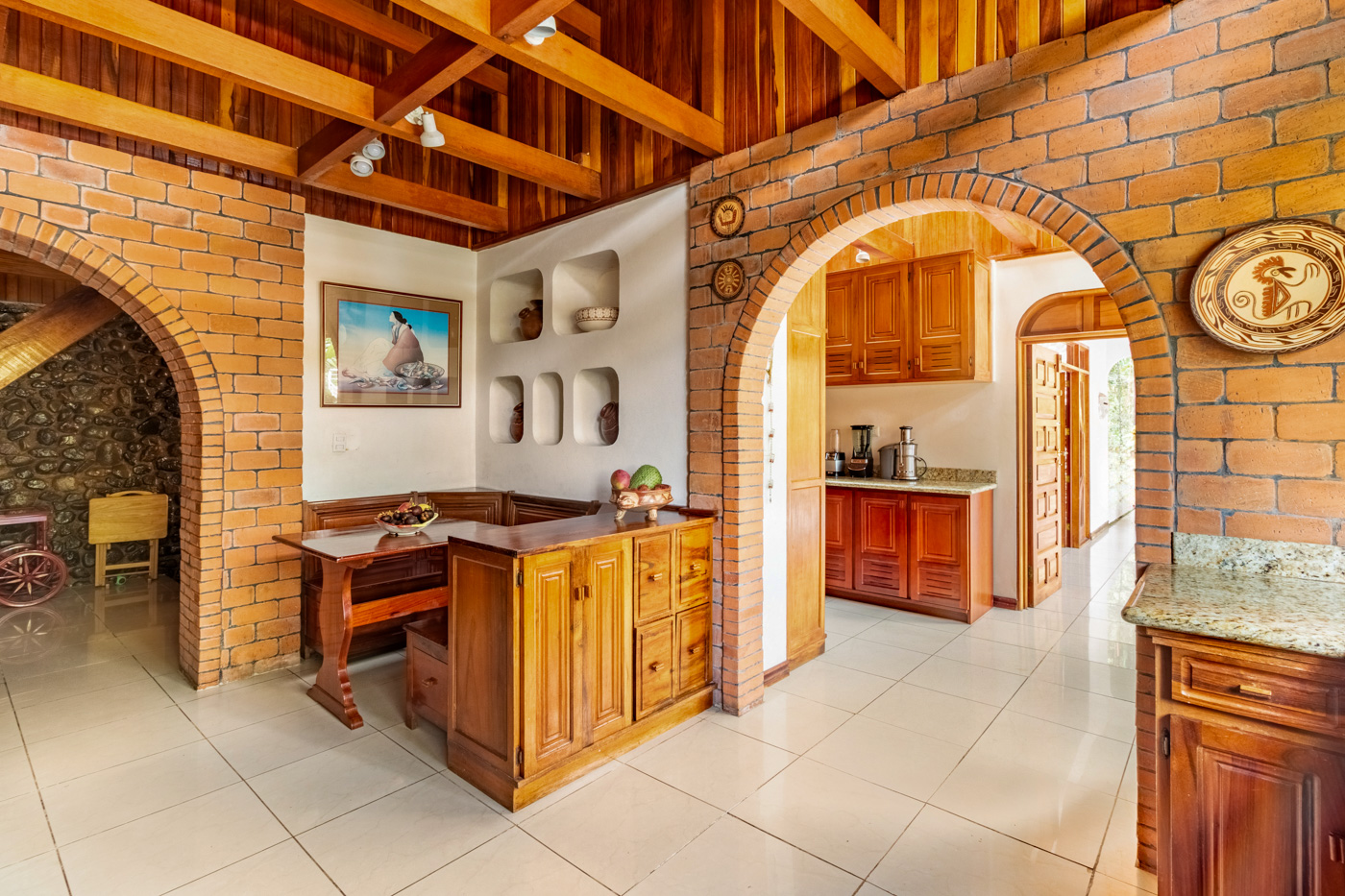 Quebradas, Perez Zeledon, Perez Zeledon, San Jose, CR, 5 Bedrooms Bedrooms, ,5 BathroomsBathrooms,Residential,For Sale,Quebradas, Perez Zeledon,1609736
