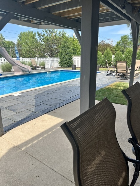 Homer Glen, Illinois, 60491, United States, 4 Bedrooms Bedrooms, ,4 BathroomsBathrooms,Residential,For Sale,2005636