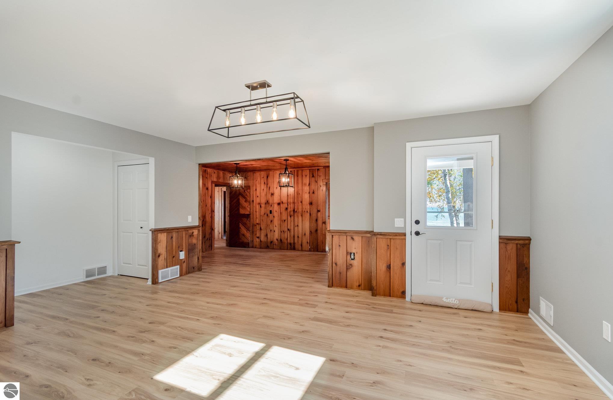 Tawas City, Michigan, 48763, United States, 4 Bedrooms Bedrooms, ,Residential,For Sale,1987317