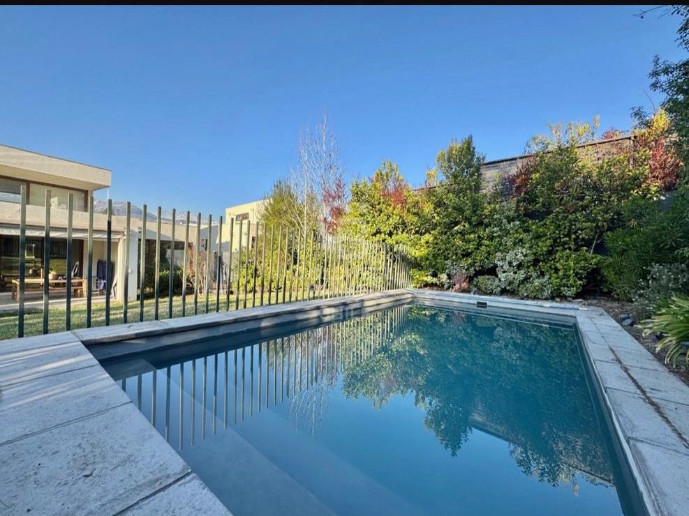 Lo Barnechea, Chile, 4 Bedrooms Bedrooms, ,4 BathroomsBathrooms,Residential,For Sale,1948613