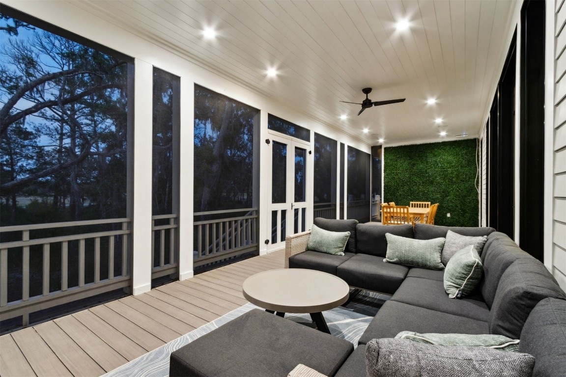 Fernandina Beach, Florida, 32034, United States, 5 Bedrooms Bedrooms, ,4 BathroomsBathrooms,Residential,For Sale,1983065