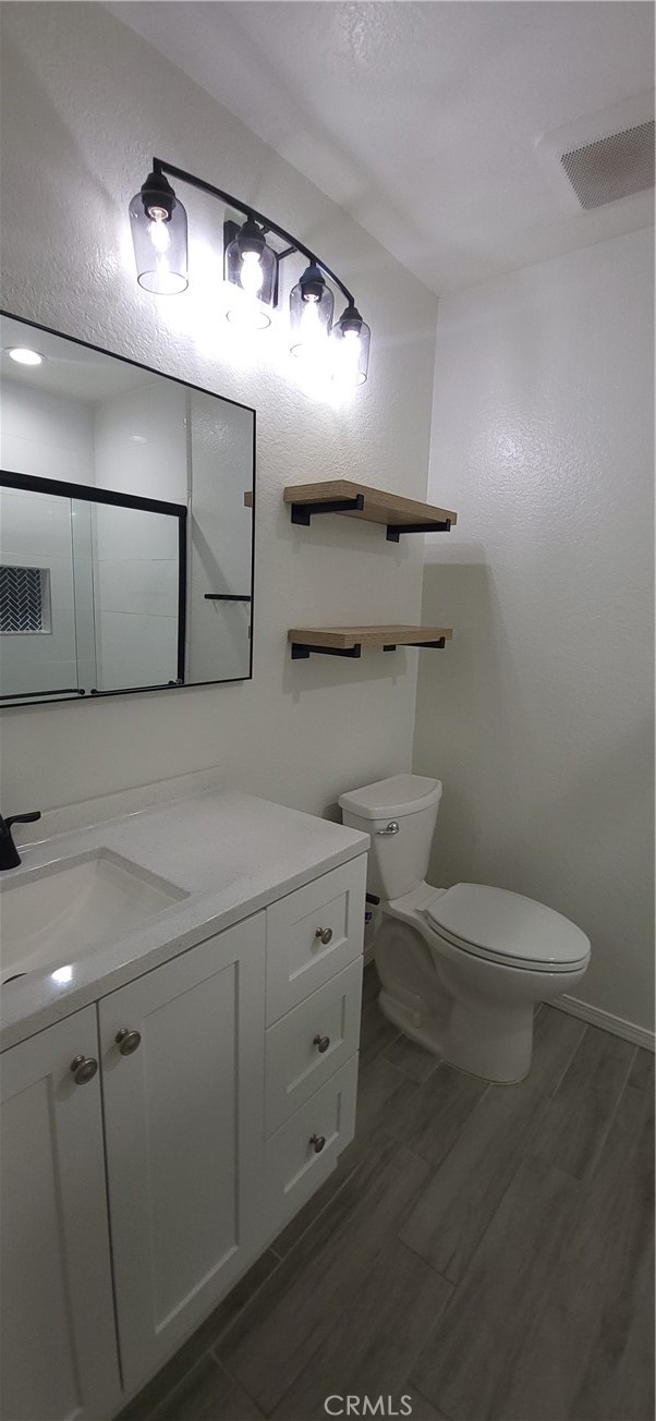 Chino, California, 91710, United States, 2 Bedrooms Bedrooms, ,2 BathroomsBathrooms,Residential,For Sale,1948018