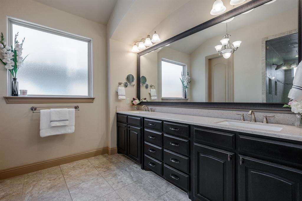 Roanoke, Texas, 76262, United States, 4 Bedrooms Bedrooms, ,3 BathroomsBathrooms,Residential,For Sale,2005559