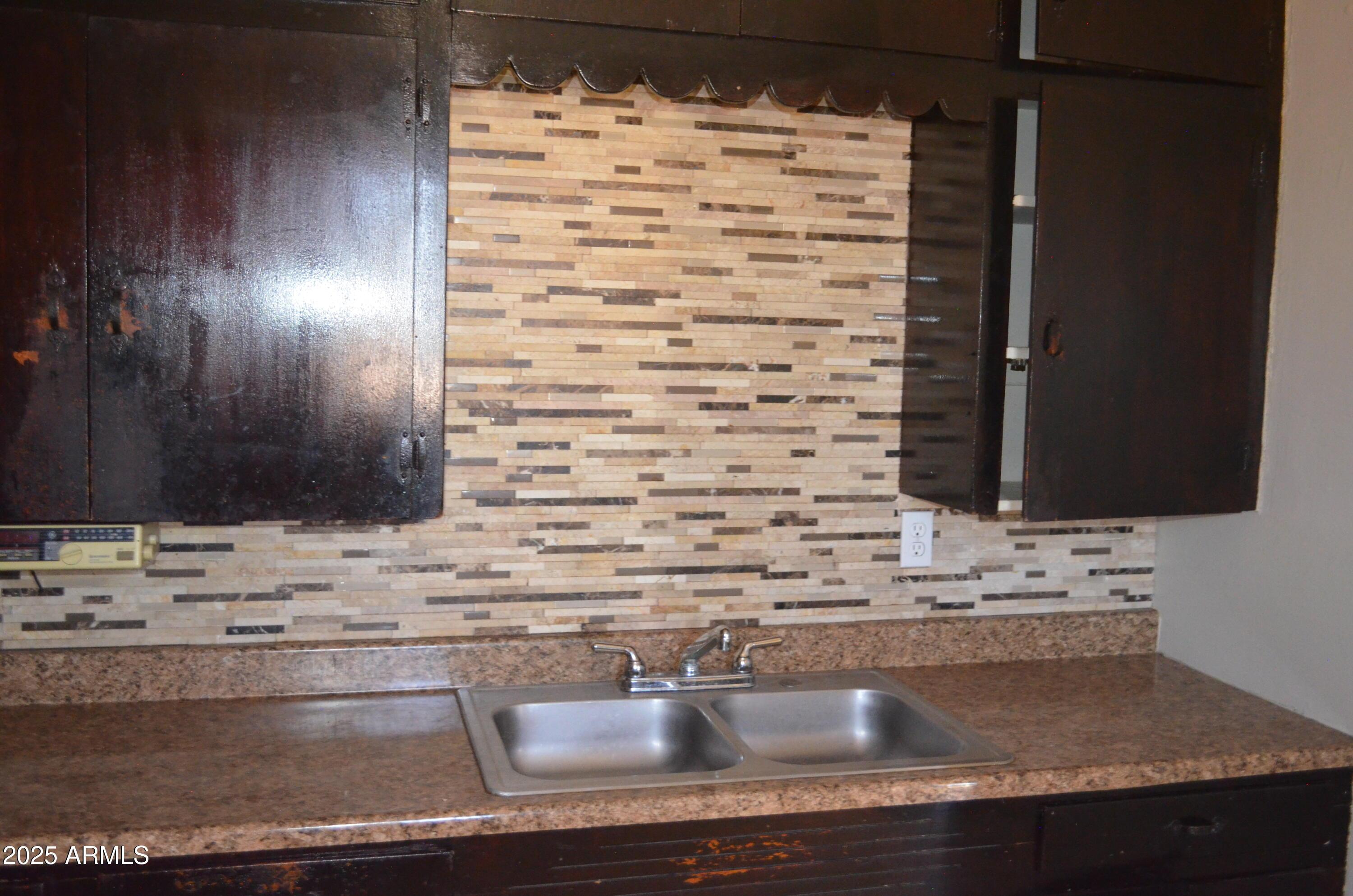 Glendale, Arizona, 85301, United States, 2 Bedrooms Bedrooms, ,1 BathroomBathrooms,Residential,For Sale,1983785