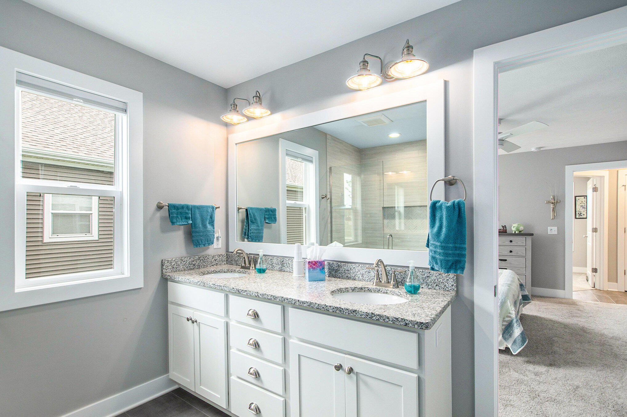 South Haven, Michigan, 49090, United States, 4 Bedrooms Bedrooms, ,3 BathroomsBathrooms,Residential,For Sale,1863775