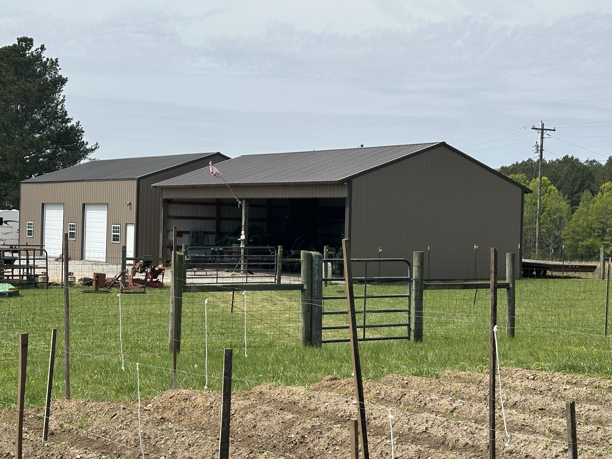 Lawrenceburg, Tennessee, 38464, United States, 3 Bedrooms Bedrooms, ,1 BathroomBathrooms,Residential,For Sale,1767762