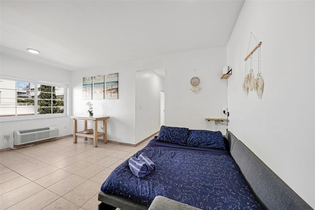 Miami Beach, Florida, 33139, United States, 2 Bedrooms Bedrooms, ,2 BathroomsBathrooms,Residential,For Sale,1923185